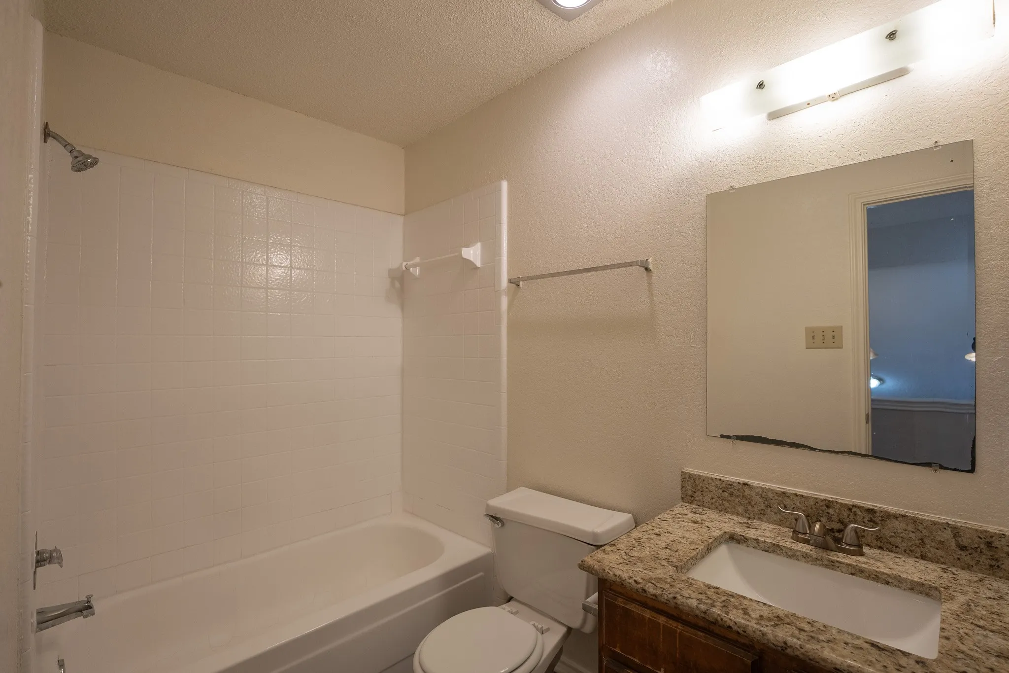 Single Family Residence For Rent in Dallas County , 2140 Norcross Drive, Mesquite, Texas 75149, 3 Bedroom, 2 Bathroom, 2 Garage spaces, 1,287 Sqft, built in 1985, mls#21323695, Real Estate Agent in Mesquite, Homes For Rent in Dallas county, Homes For Rent in Mesquite, Realtor in Mesquite Texas, Real Estate Brokerage Independent Realty Texas, Luminita Cordes Realtor
