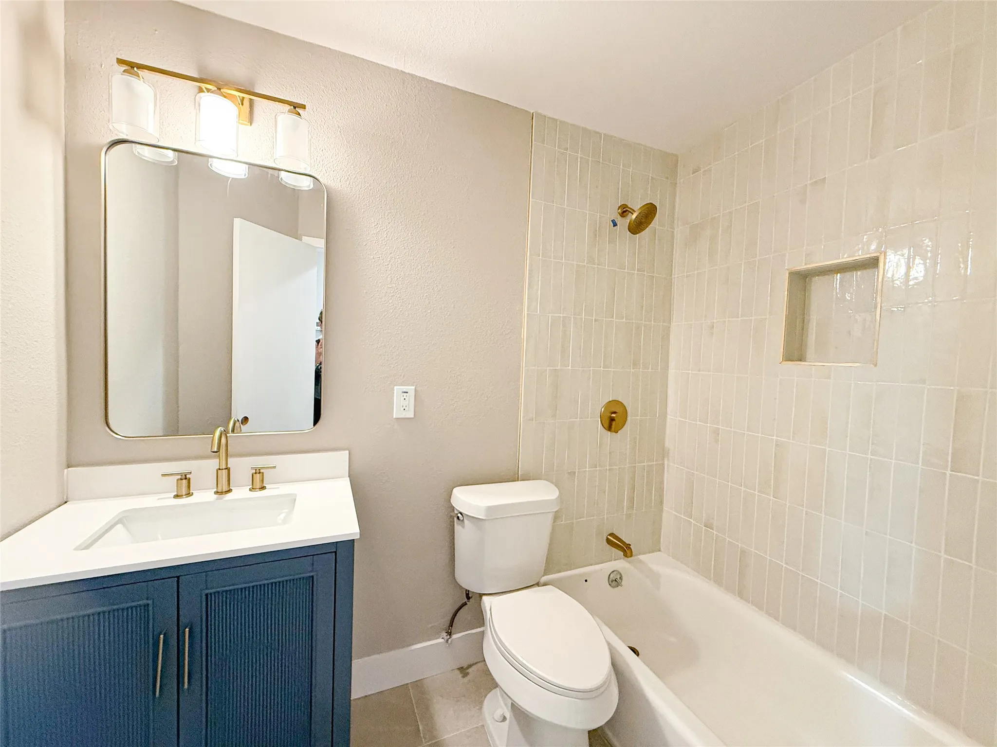 Single Family Residence For Sale in Dallas County , 3061 Old North Road, Farmers Branch, Texas 75234, 3 Bedroom, 2 Bathroom, 1 Garage spaces, 1,400 Sqft, built in 1960, mls#21322741, Real Estate Agent in Farmers Branch, Homes For Sale in Dallas county, Homes For Sale in Farmers Branch, Realtor in Farmers Branch Texas, Real Estate Brokerage Independent Realty Texas, Luminita Cordes Realtor