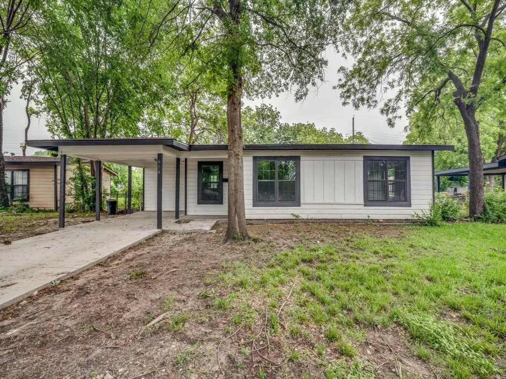 Single Family Residence For Rent in Dallas County , 616 Leyenda Drive, Mesquite, Texas 75149, 3 Bedroom, 2 Bathroom, Garage spaces, 928 Sqft, built in 1954, mls#21323716, Real Estate Agent in Mesquite, Homes For Rent in Dallas county, Homes For Rent in Mesquite, Realtor in Mesquite Texas, Real Estate Brokerage Independent Realty Texas, Luminita Cordes Realtor