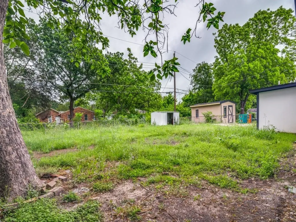 Single Family Residence For Rent in Dallas County , 616 Leyenda Drive, Mesquite, Texas 75149, 3 Bedroom, 2 Bathroom, Garage spaces, 928 Sqft, built in 1954, mls#21323716, Real Estate Agent in Mesquite, Homes For Rent in Dallas county, Homes For Rent in Mesquite, Realtor in Mesquite Texas, Real Estate Brokerage Independent Realty Texas, Luminita Cordes Realtor