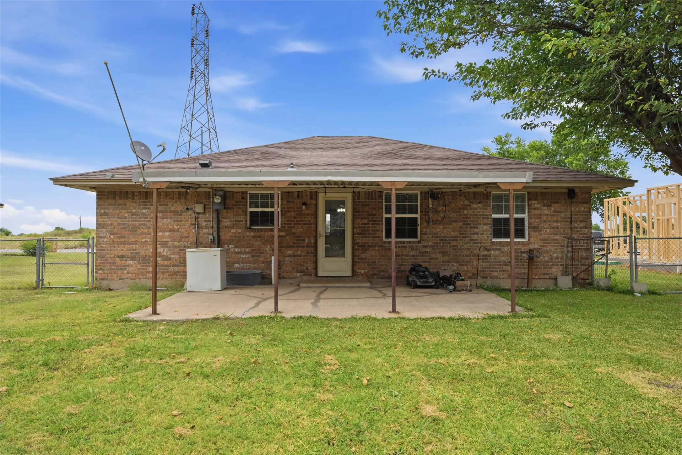 Single Family Residence For Sale in Mc Lennan County , 1203 N Reagan Street, West, Texas 76691, 3 Bedroom, 1 Bathroom, Garage spaces, 1,365 Sqft, built in 1971, Price $270,000, mls#21323704, Real Estate Agent in West, Homes For Sale in Mc Lennan county, Homes For Sale in West, Realtor in West Texas, Real Estate Brokerage Independent Realty Texas, Luminita Cordes Realtor