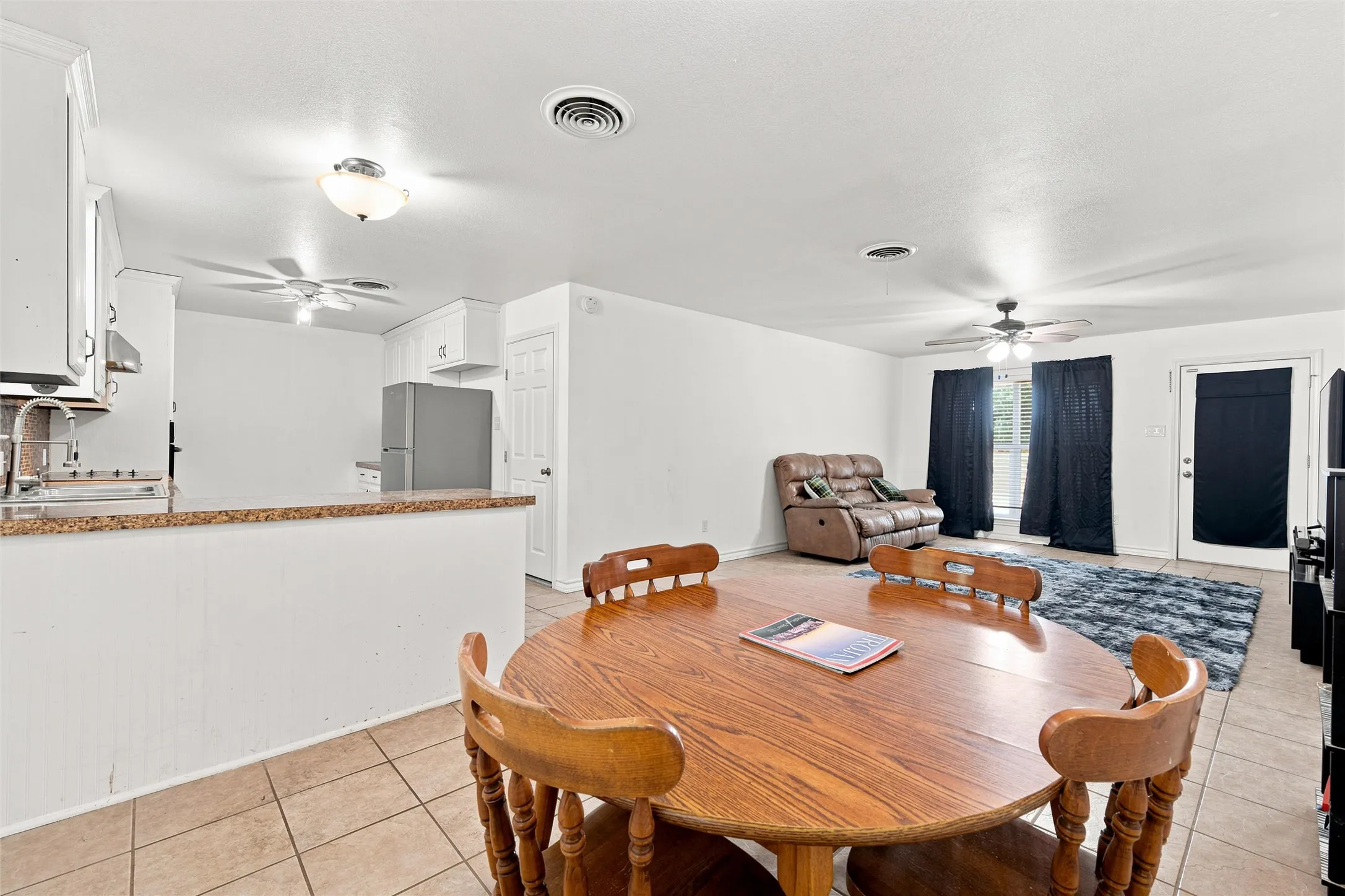 Single Family Residence For Sale in Mc Lennan County , 1203 N Reagan Street, West, Texas 76691, 3 Bedroom, 1 Bathroom, Garage spaces, 1,365 Sqft, built in 1971, Price $270,000, mls#21323704, Real Estate Agent in West, Homes For Sale in Mc Lennan county, Homes For Sale in West, Realtor in West Texas, Real Estate Brokerage Independent Realty Texas, Luminita Cordes Realtor