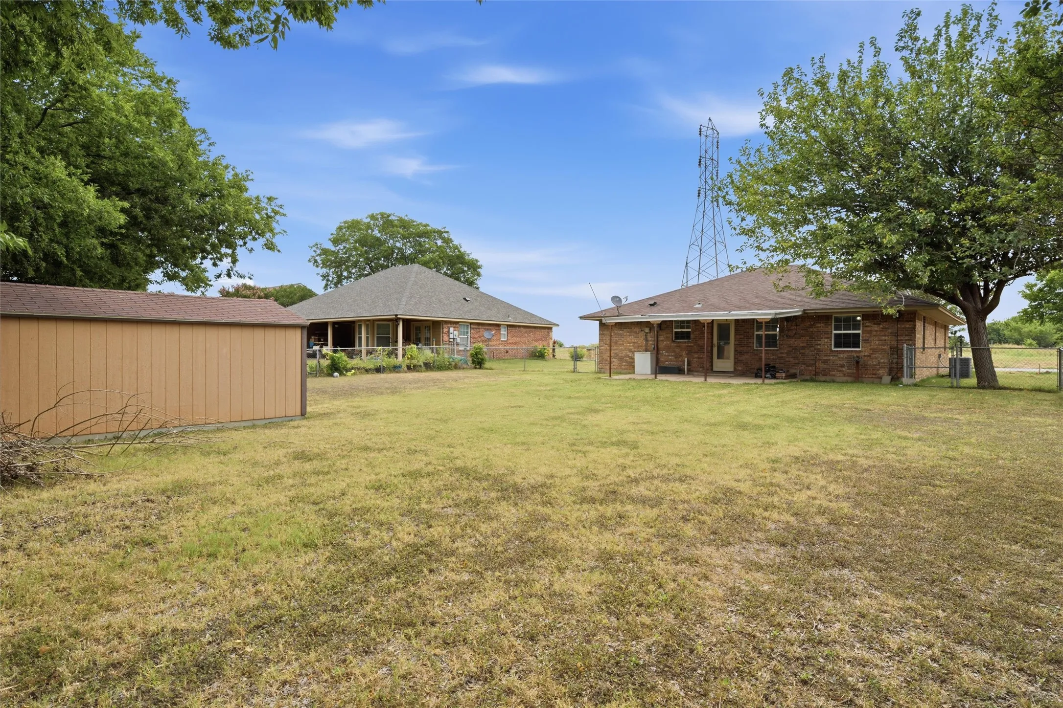 Single Family Residence For Sale in Mc Lennan County , 1203 N Reagan Street, West, Texas 76691, 3 Bedroom, 1 Bathroom, Garage spaces, 1,365 Sqft, built in 1971, Price $270,000, mls#21323704, Real Estate Agent in West, Homes For Sale in Mc Lennan county, Homes For Sale in West, Realtor in West Texas, Real Estate Brokerage Independent Realty Texas, Luminita Cordes Realtor