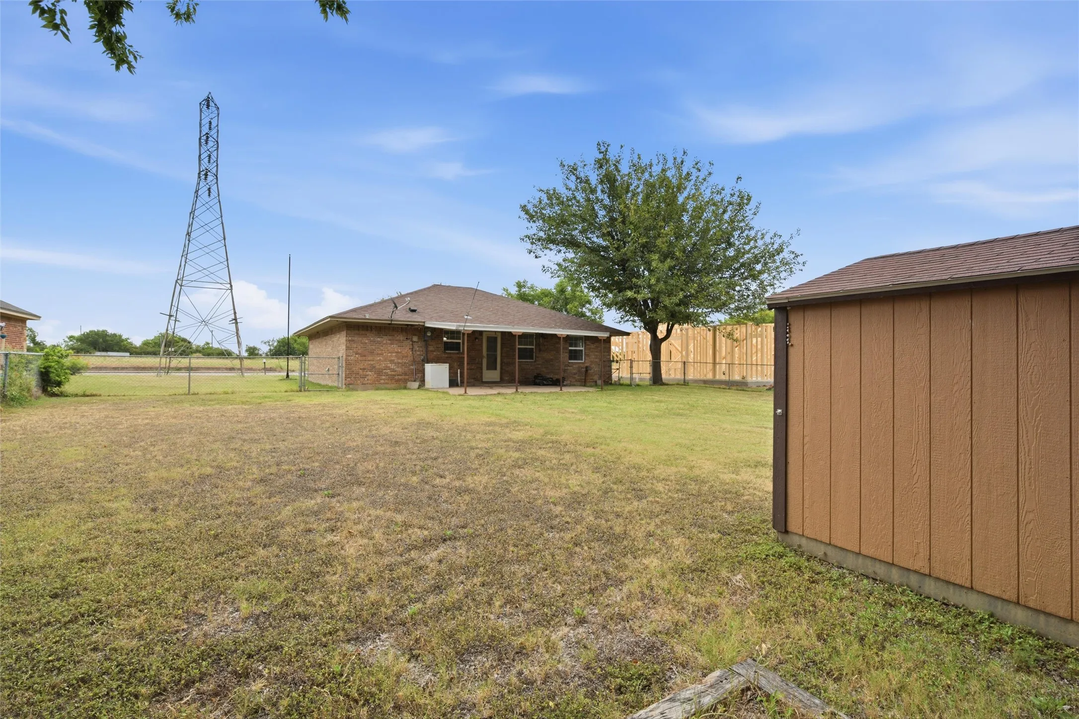 Single Family Residence For Sale in Mc Lennan County , 1203 N Reagan Street, West, Texas 76691, 3 Bedroom, 1 Bathroom, Garage spaces, 1,365 Sqft, built in 1971, Price $270,000, mls#21323704, Real Estate Agent in West, Homes For Sale in Mc Lennan county, Homes For Sale in West, Realtor in West Texas, Real Estate Brokerage Independent Realty Texas, Luminita Cordes Realtor
