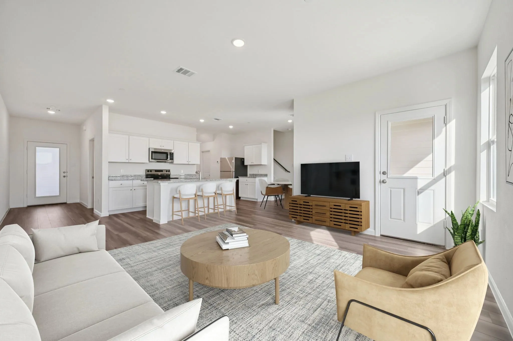 Rayne The Rayne Family Room and Kitchen