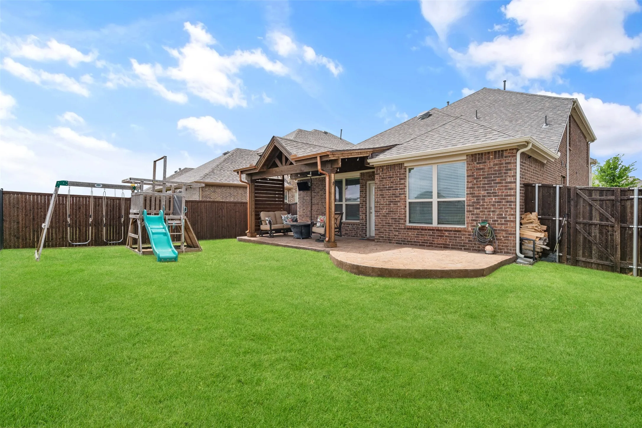 Plenty of Room for play, pets or relaxing!