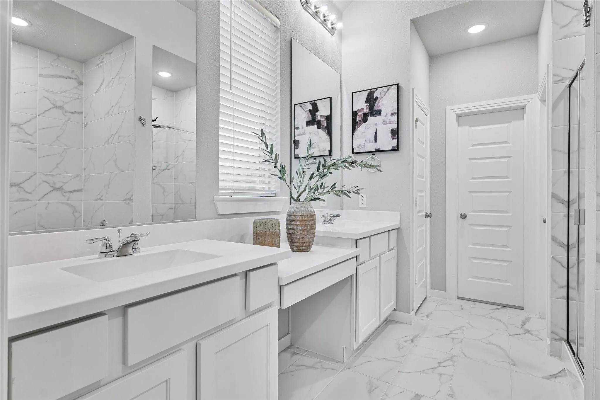 Single Family Residence For Rent in Denton County , 1100 Parkstone Drive, Little Elm, Texas 76227, 4 Bedroom, 3 Bathroom, 2 Garage spaces, 2,253 Sqft, built in 2019, mls#21323046, Real Estate Agent in Little Elm, Homes For Rent in Denton county, Homes For Rent in Little Elm, Realtor in Little Elm Texas, Real Estate Brokerage Independent Realty Texas, Luminita Cordes Realtor
