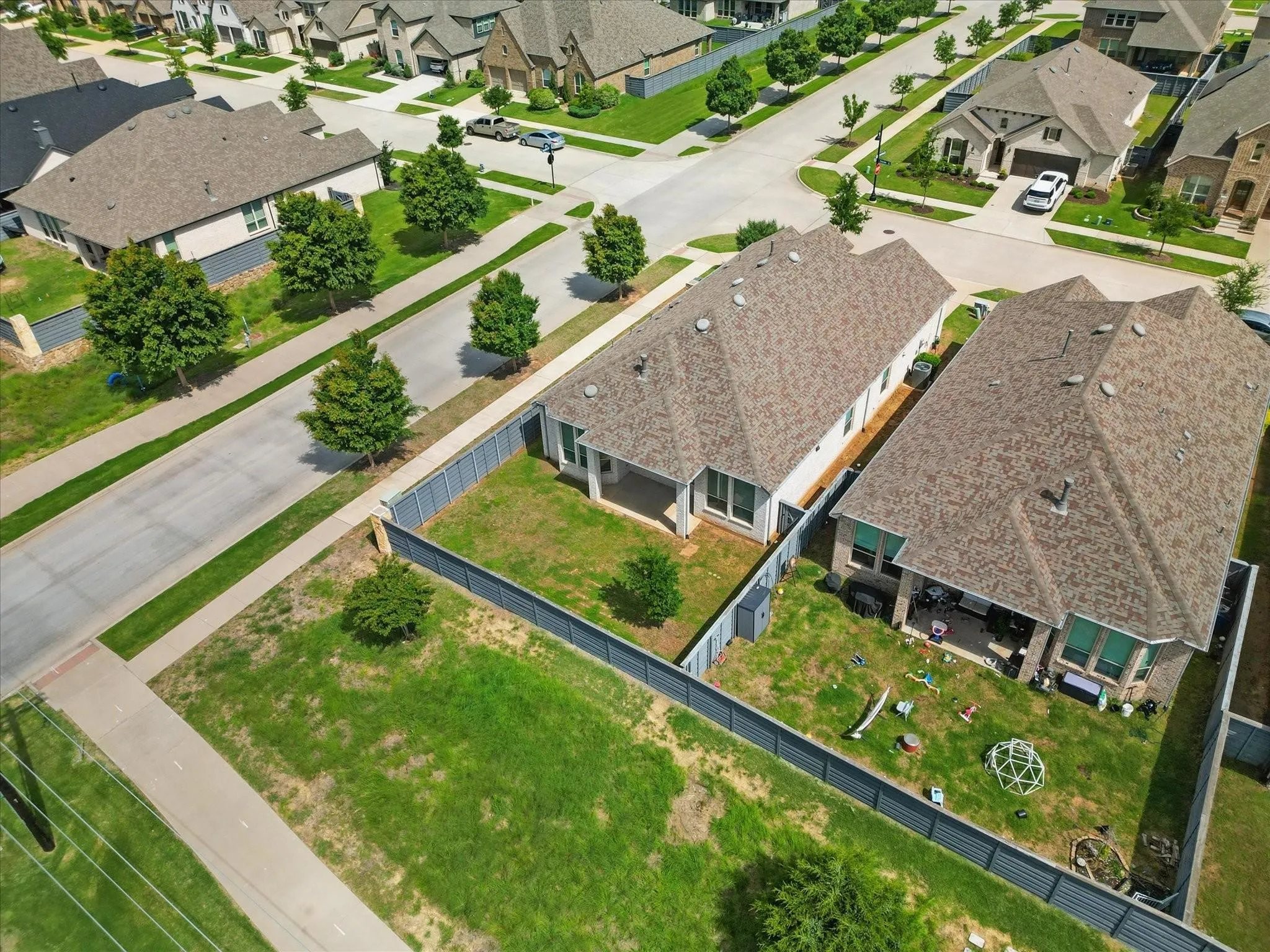 Single Family Residence For Rent in Denton County , 1100 Parkstone Drive, Little Elm, Texas 76227, 4 Bedroom, 3 Bathroom, 2 Garage spaces, 2,253 Sqft, built in 2019, mls#21323046, Real Estate Agent in Little Elm, Homes For Rent in Denton county, Homes For Rent in Little Elm, Realtor in Little Elm Texas, Real Estate Brokerage Independent Realty Texas, Luminita Cordes Realtor