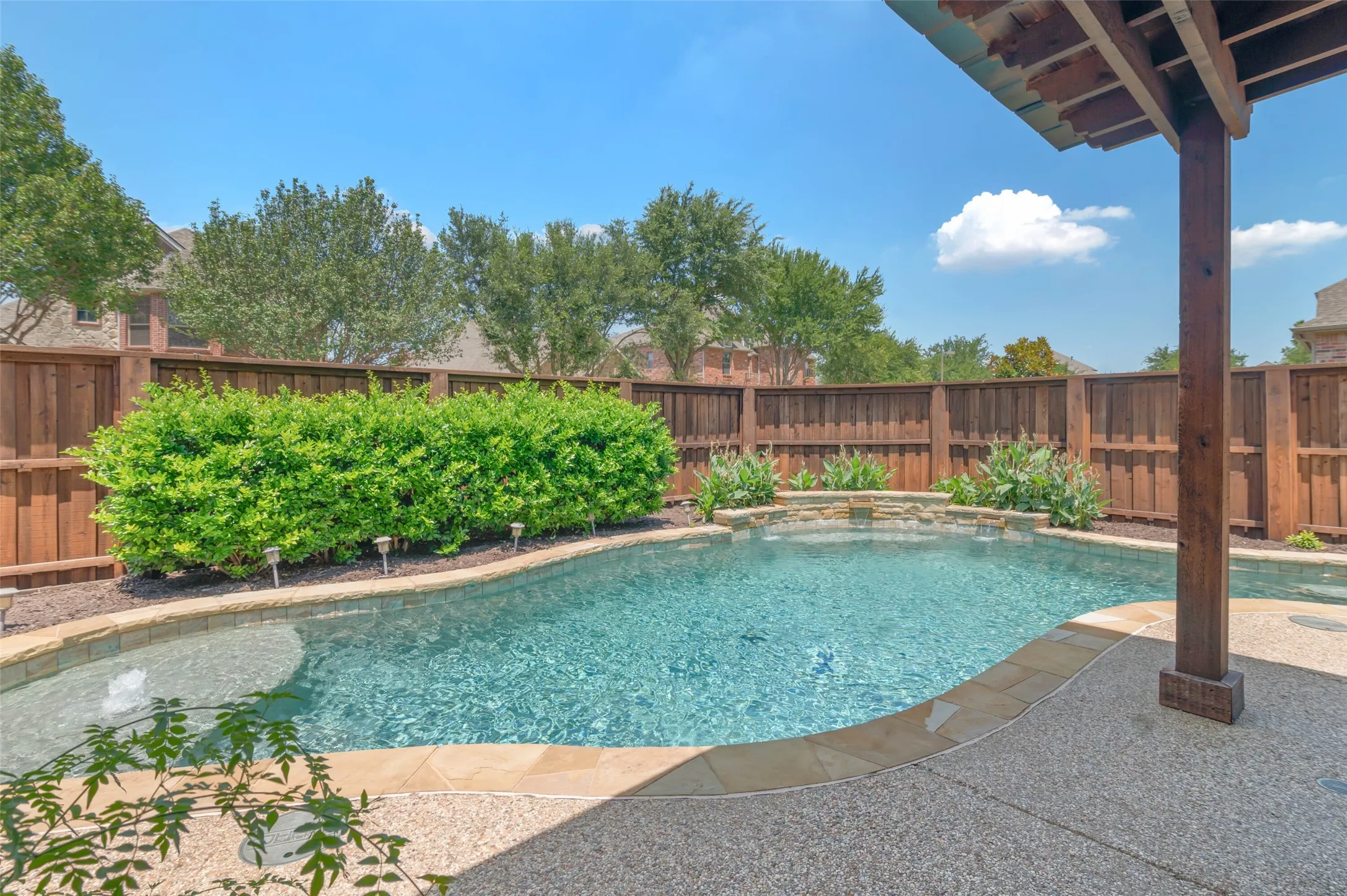 Single Family Residence For Sale in Collin County , 964 Cougar Drive, Allen, Texas 75013, 4 Bedroom, 3 Bathroom, 2 Garage spaces, 3,039 Sqft, built in 2008, mls#21322283, Real Estate Agent in Allen, Homes For Sale in Collin county, Homes For Sale in Allen, Realtor in Allen Texas, Real Estate Brokerage Independent Realty Texas, Luminita Cordes Realtor