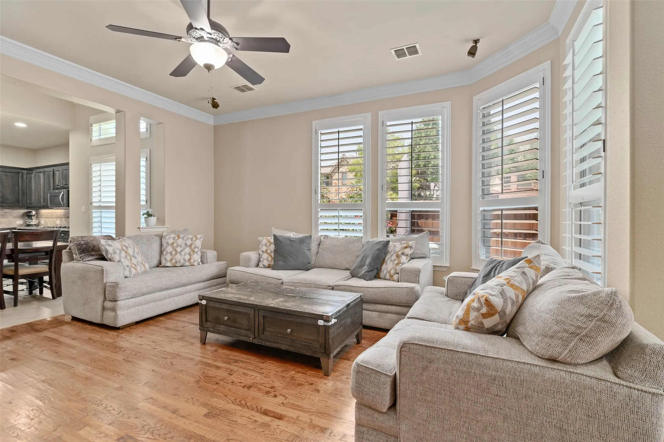Single Family Residence For Sale in Collin County , 964 Cougar Drive, Allen, Texas 75013, 4 Bedroom, 3 Bathroom, 2 Garage spaces, 3,039 Sqft, built in 2008, mls#21322283, Real Estate Agent in Allen, Homes For Sale in Collin county, Homes For Sale in Allen, Realtor in Allen Texas, Real Estate Brokerage Independent Realty Texas, Luminita Cordes Realtor