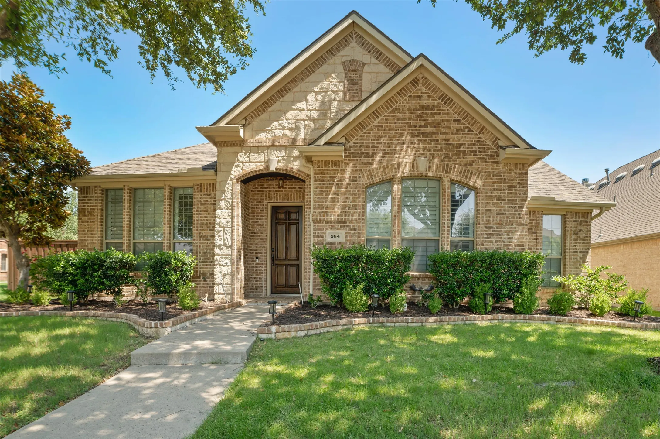 Single Family Residence For Sale in Collin County , 964 Cougar Drive, Allen, Texas 75013, 4 Bedroom, 3 Bathroom, 2 Garage spaces, 3,039 Sqft, built in 2008, mls#21322283, Real Estate Agent in Allen, Homes For Sale in Collin county, Homes For Sale in Allen, Realtor in Allen Texas, Real Estate Brokerage Independent Realty Texas, Luminita Cordes Realtor