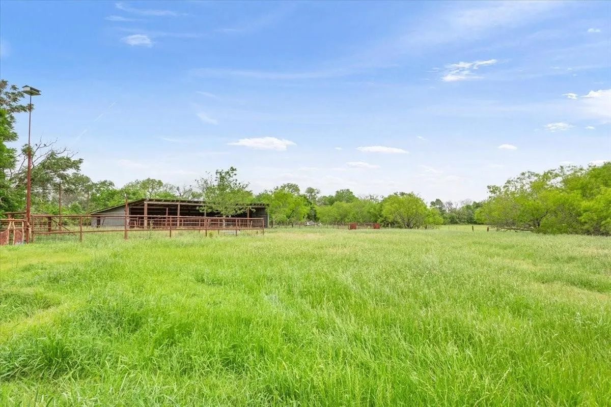 Improved Land For Sale in Mc Lennan County , TBD S 3RD ST, Waco, Texas 76706, 0, 0, Garage spaces, 0 Sqft, built in 1988, mls#21323473, Real Estate Agent in Waco, Homes For Sale in Mc Lennan county, Homes For Sale in Waco, Realtor in Waco Texas, Real Estate Brokerage Independent Realty Texas, Luminita Cordes Realtor