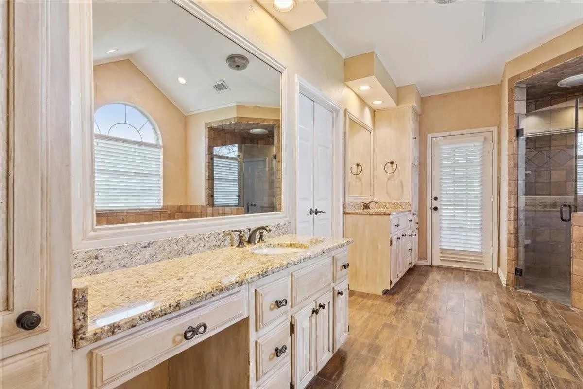 Improved Land For Sale in Mc Lennan County , TBD S 3RD ST, Waco, Texas 76706, 0, 0, Garage spaces, 0 Sqft, built in 1988, mls#21323473, Real Estate Agent in Waco, Homes For Sale in Mc Lennan county, Homes For Sale in Waco, Realtor in Waco Texas, Real Estate Brokerage Independent Realty Texas, Luminita Cordes Realtor
