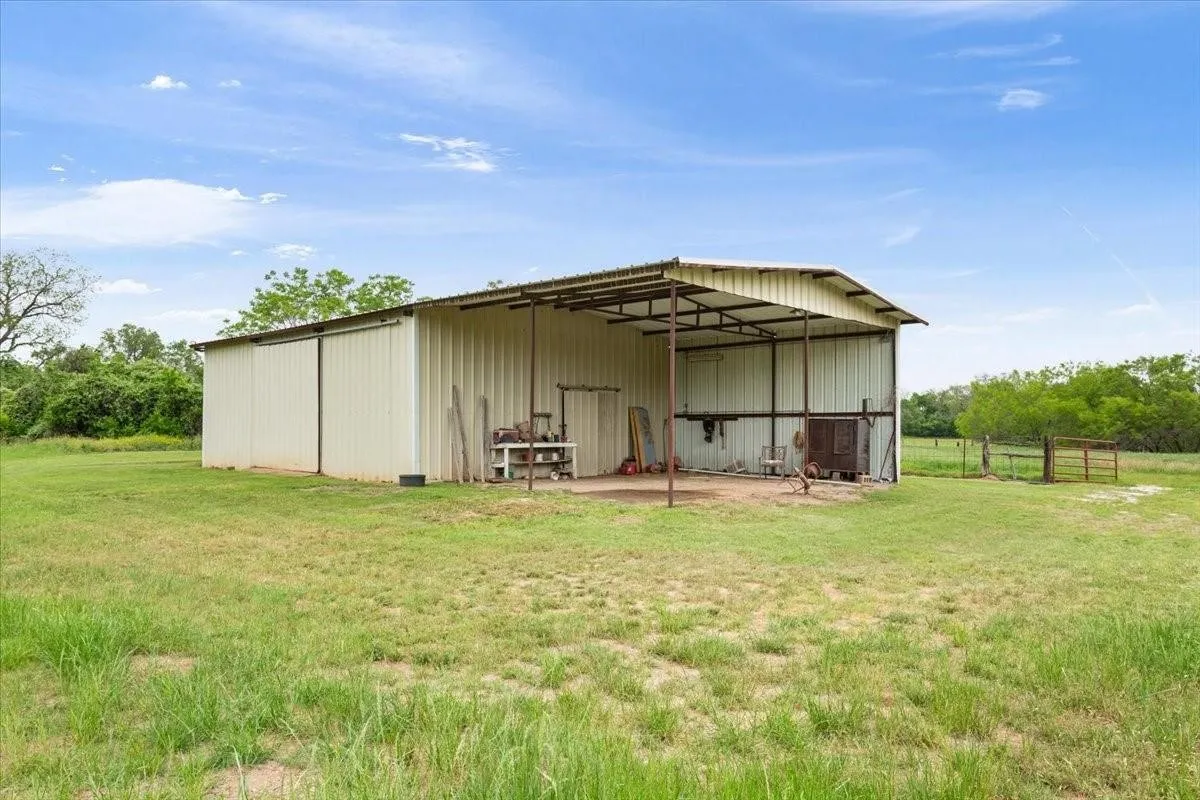 Improved Land For Sale in Mc Lennan County , TBD S 3RD ST, Waco, Texas 76706, 0, 0, Garage spaces, 0 Sqft, built in 1988, mls#21323473, Real Estate Agent in Waco, Homes For Sale in Mc Lennan county, Homes For Sale in Waco, Realtor in Waco Texas, Real Estate Brokerage Independent Realty Texas, Luminita Cordes Realtor