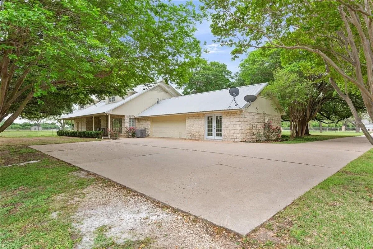 Improved Land For Sale in Mc Lennan County , TBD S 3RD ST, Waco, Texas 76706, 0, 0, Garage spaces, 0 Sqft, built in 1988, mls#21323473, Real Estate Agent in Waco, Homes For Sale in Mc Lennan county, Homes For Sale in Waco, Realtor in Waco Texas, Real Estate Brokerage Independent Realty Texas, Luminita Cordes Realtor