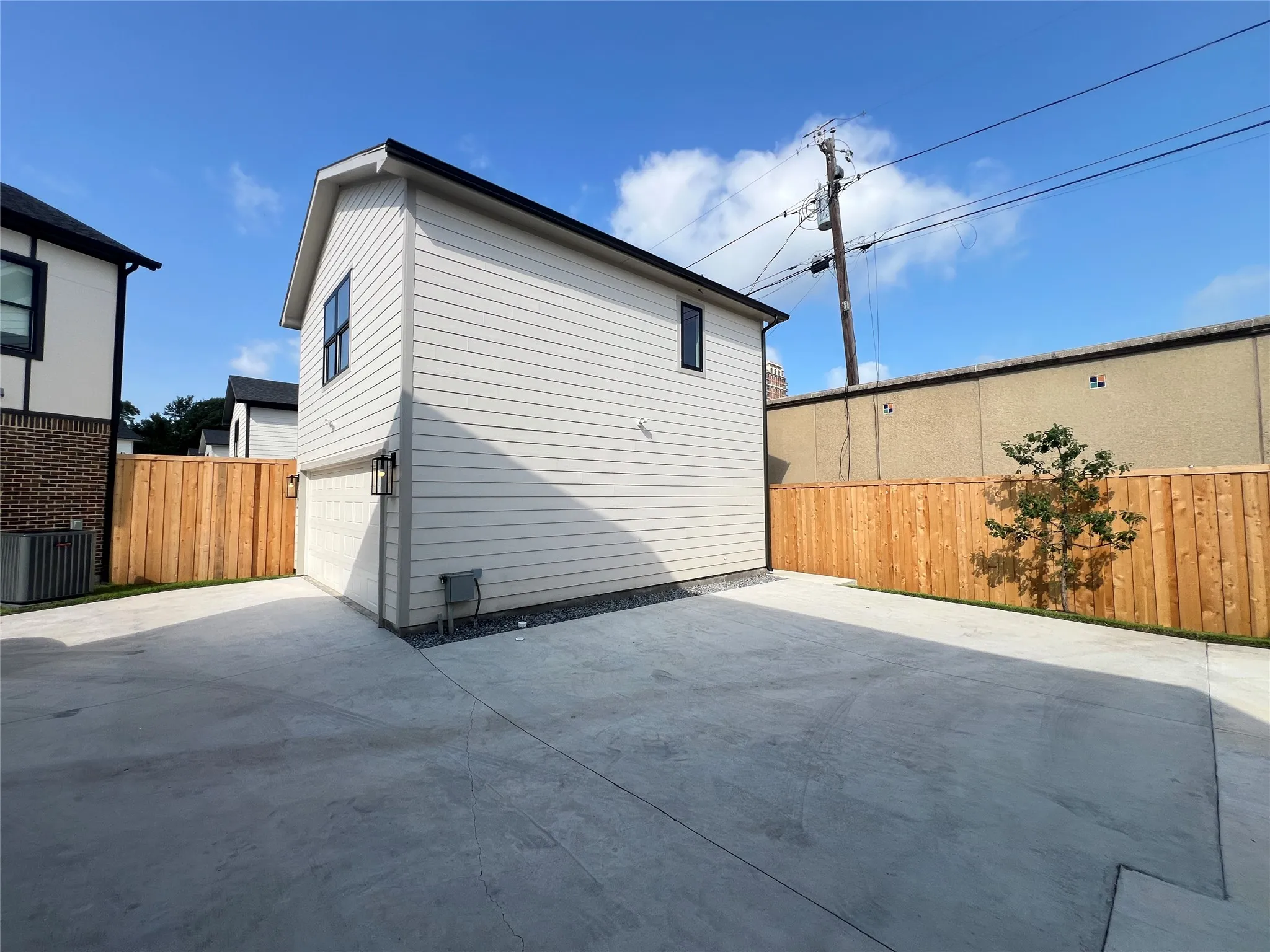 Single Family Residence For Rent in Dallas County , 3303 Homer Street, Dallas, Texas 75206, 7 Bedrooms, 8 Bathrooms, 2 Garage spaces, 3,400 Sqft, built in 2025, Price $16,000, mls#21323601, Real Estate Agent in Dallas, Homes For Rent in Dallas county, Homes For Rent in Dallas, Realtor in Dallas Texas, Real Estate Brokerage Independent Realty Texas, Luminita Cordes Realtor