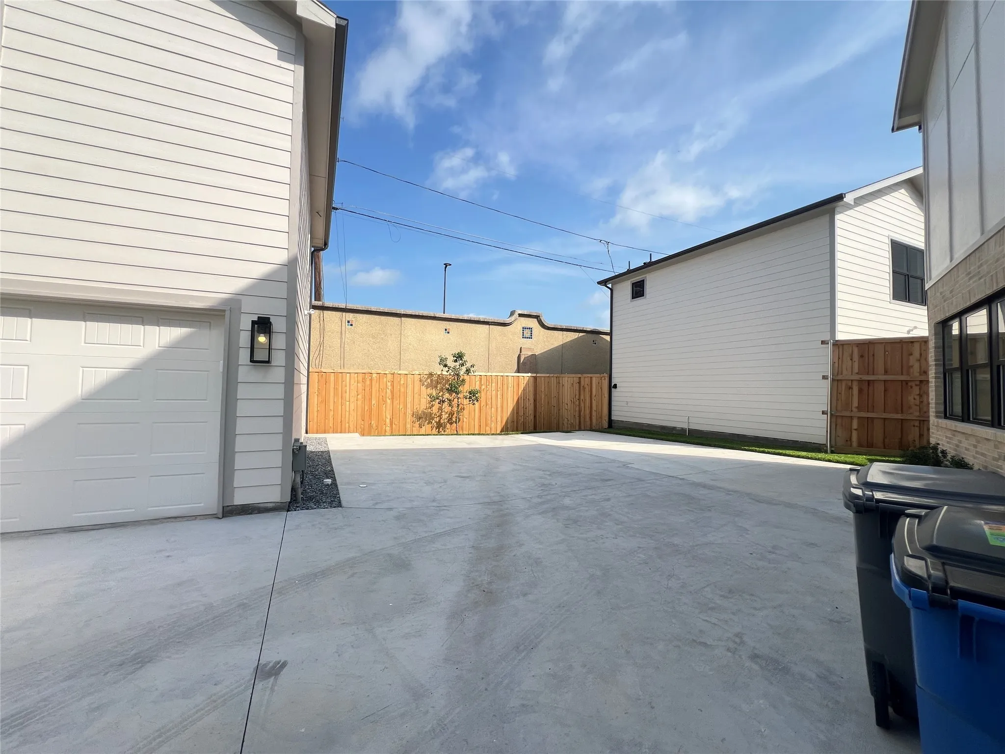Single Family Residence For Rent in Dallas County , 3303 Homer Street, Dallas, Texas 75206, 7 Bedrooms, 8 Bathrooms, 2 Garage spaces, 3,400 Sqft, built in 2025, Price $16,000, mls#21323601, Real Estate Agent in Dallas, Homes For Rent in Dallas county, Homes For Rent in Dallas, Realtor in Dallas Texas, Real Estate Brokerage Independent Realty Texas, Luminita Cordes Realtor