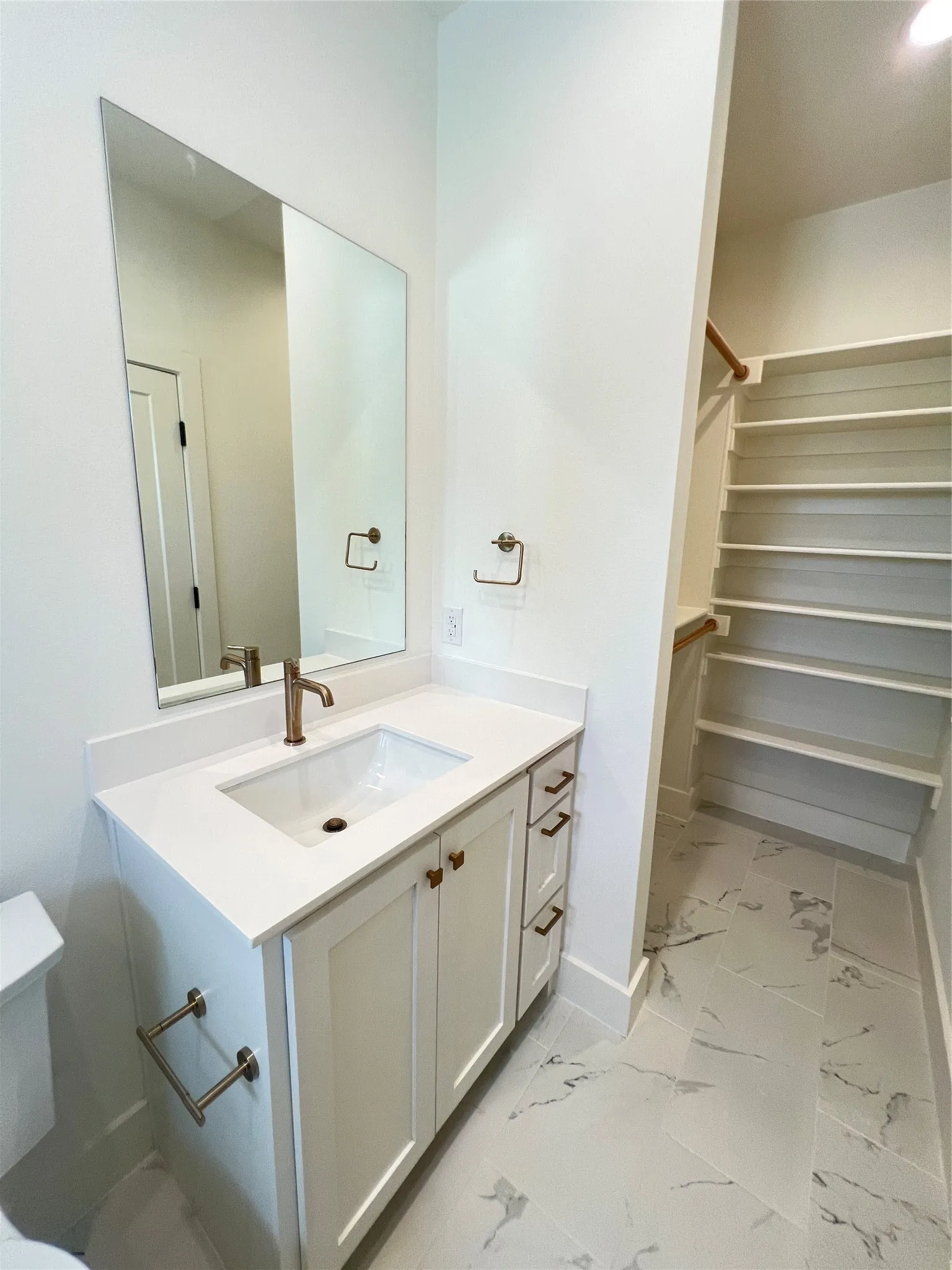 Single Family Residence For Rent in Dallas County , 3303 Homer Street, Dallas, Texas 75206, 7 Bedrooms, 8 Bathrooms, 2 Garage spaces, 3,400 Sqft, built in 2025, Price $16,000, mls#21323601, Real Estate Agent in Dallas, Homes For Rent in Dallas county, Homes For Rent in Dallas, Realtor in Dallas Texas, Real Estate Brokerage Independent Realty Texas, Luminita Cordes Realtor