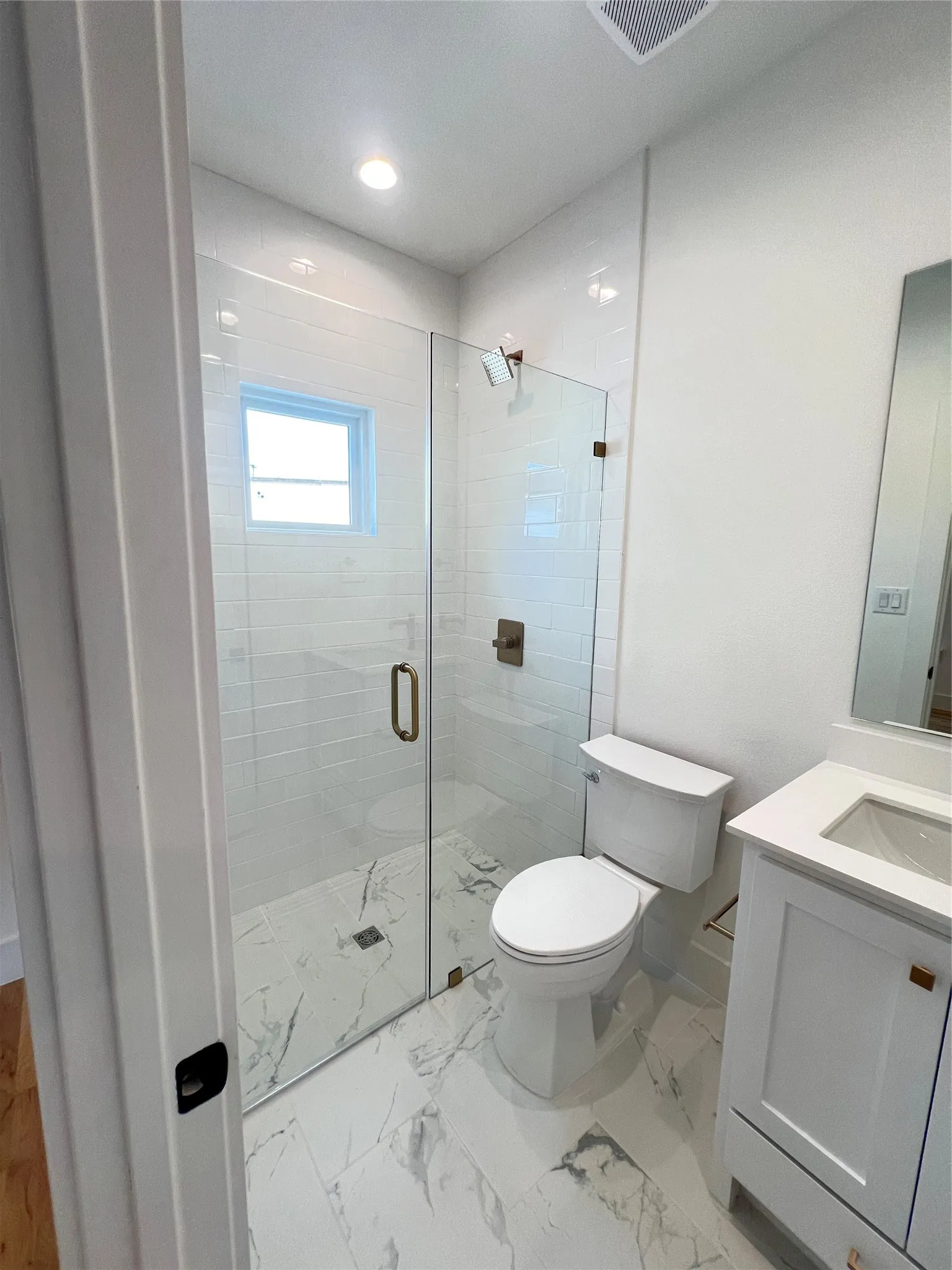 Single Family Residence For Rent in Dallas County , 3303 Homer Street, Dallas, Texas 75206, 7 Bedrooms, 8 Bathrooms, 2 Garage spaces, 3,400 Sqft, built in 2025, Price $16,000, mls#21323601, Real Estate Agent in Dallas, Homes For Rent in Dallas county, Homes For Rent in Dallas, Realtor in Dallas Texas, Real Estate Brokerage Independent Realty Texas, Luminita Cordes Realtor