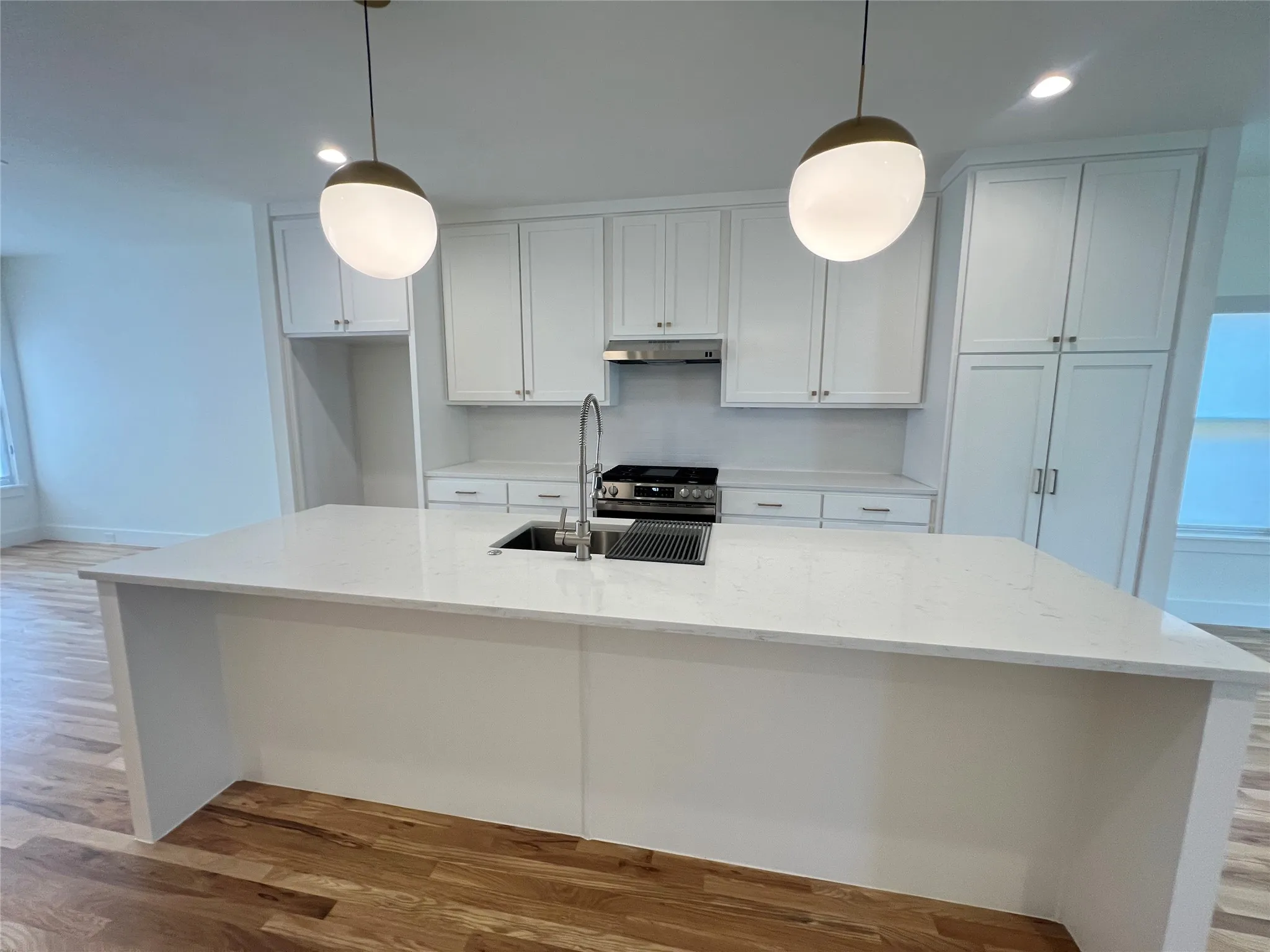 Single Family Residence For Rent in Dallas County , 3303 Homer Street, Dallas, Texas 75206, 7 Bedrooms, 8 Bathrooms, 2 Garage spaces, 3,400 Sqft, built in 2025, Price $16,000, mls#21323601, Real Estate Agent in Dallas, Homes For Rent in Dallas county, Homes For Rent in Dallas, Realtor in Dallas Texas, Real Estate Brokerage Independent Realty Texas, Luminita Cordes Realtor