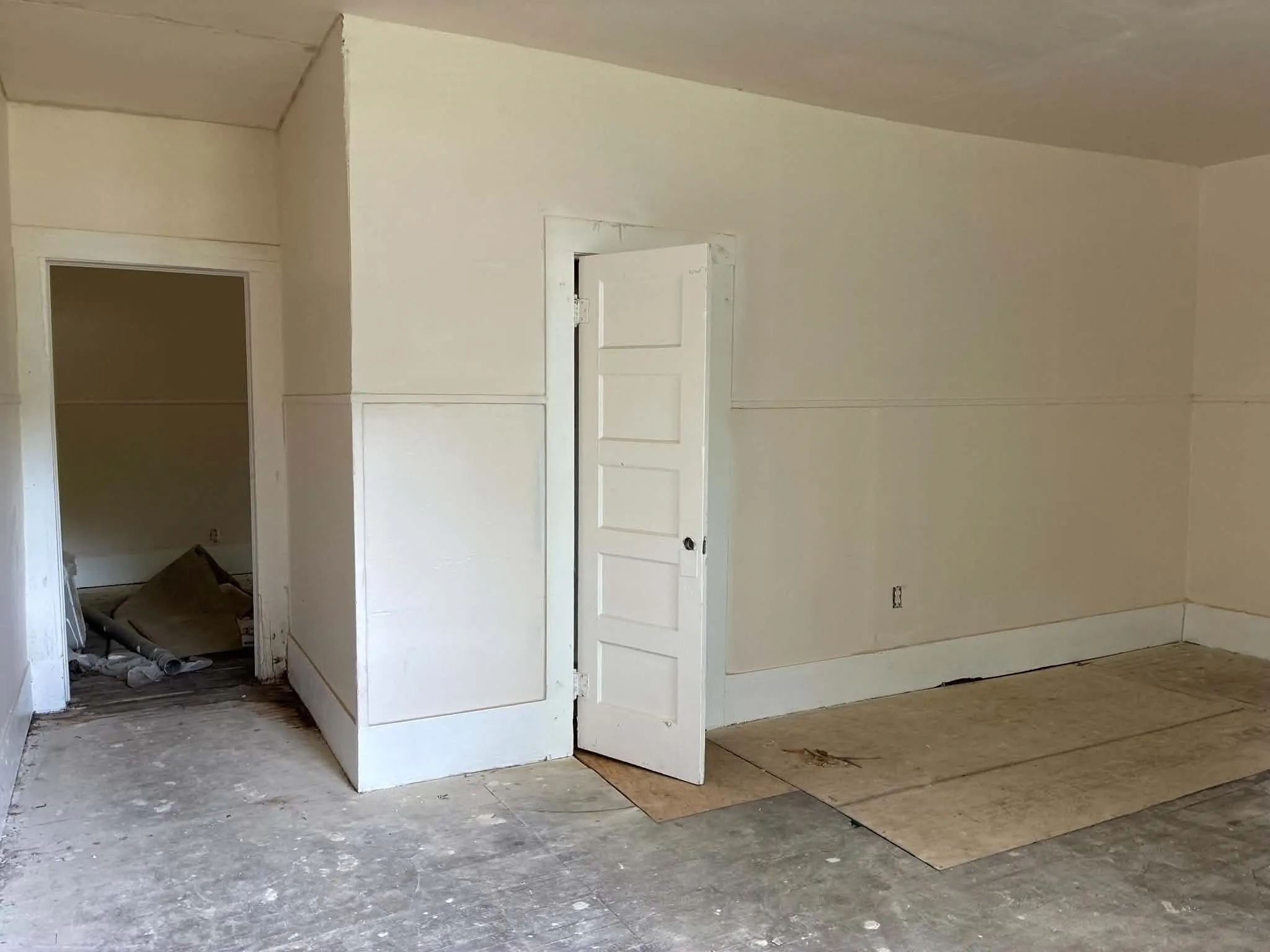 Duplex For Sale in Gregg County , 1408 / 1410 S 12th Street, Longview, Texas 75602, 2 Bedroom, 2 Bathroom, Garage spaces, 0 Sqft, built in 1951, mls#21316647, Real Estate Agent in Longview, Homes For Sale in Gregg county, Homes For Sale in Longview, Realtor in Longview Texas, Real Estate Brokerage Independent Realty Texas, Luminita Cordes Realtor