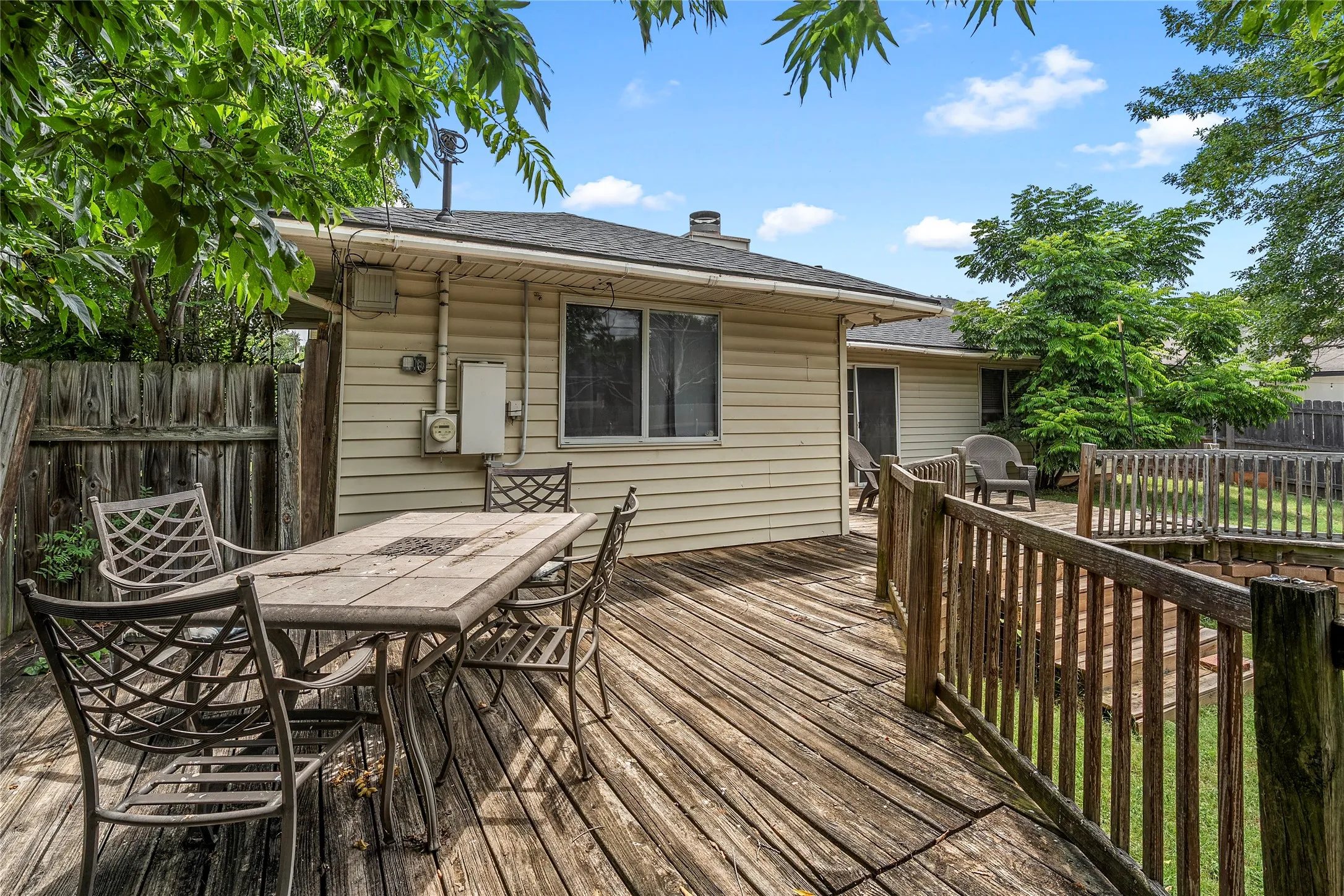 Single Family Residence For Sale in Mc Lennan County , 2105 Real Drive, Woodway, Texas 76712, 4 Bedroom, 2 Bathroom, 2 Garage spaces, 1,563 Sqft, built in 1980, Price $255,000, mls#21323699, Real Estate Agent in Woodway, Homes For Sale in Mc Lennan county, Homes For Sale in Woodway, Realtor in Woodway Texas, Real Estate Brokerage Independent Realty Texas, Luminita Cordes Realtor