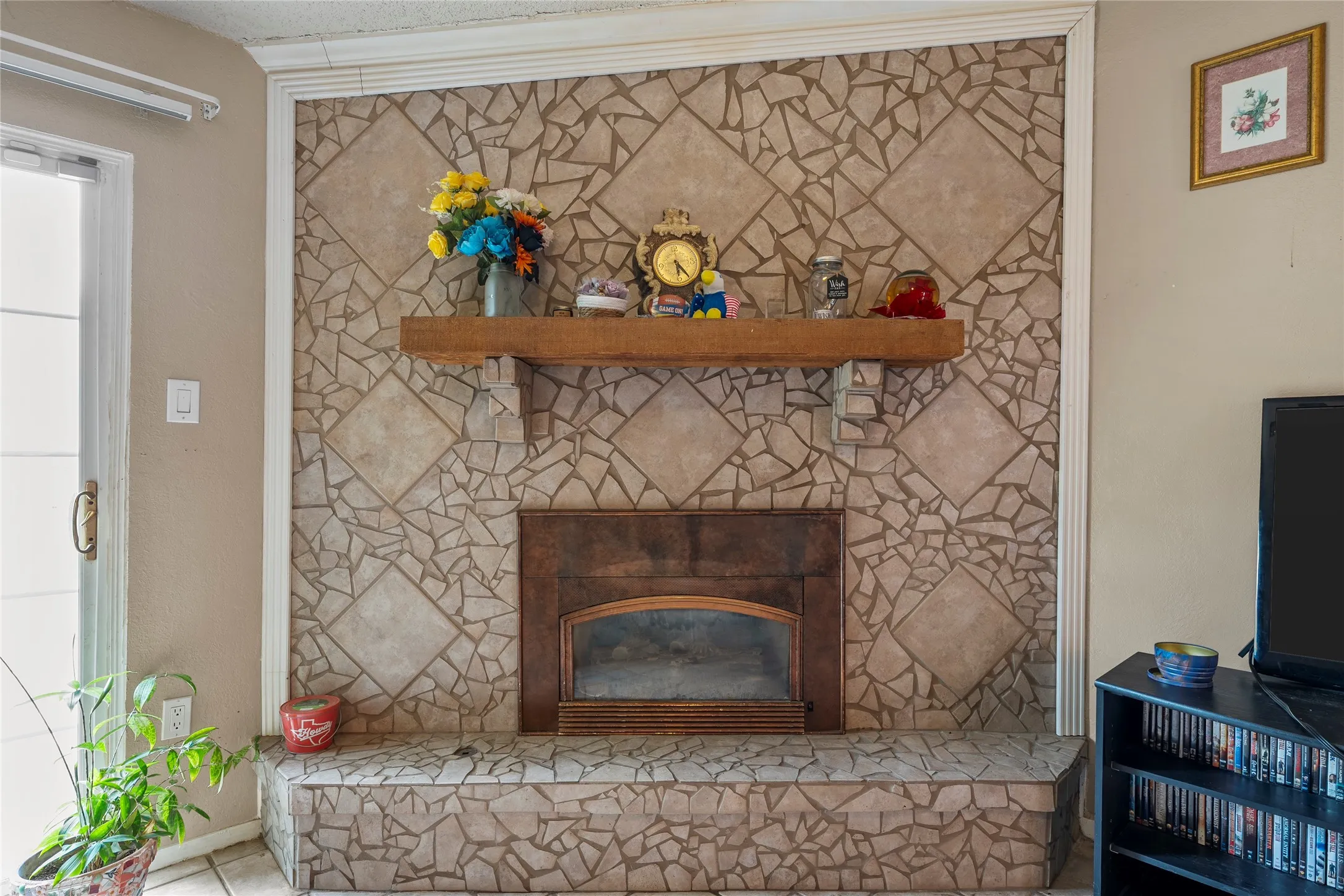 Single Family Residence For Sale in Mc Lennan County , 2105 Real Drive, Woodway, Texas 76712, 4 Bedroom, 2 Bathroom, 2 Garage spaces, 1,563 Sqft, built in 1980, Price $255,000, mls#21323699, Real Estate Agent in Woodway, Homes For Sale in Mc Lennan county, Homes For Sale in Woodway, Realtor in Woodway Texas, Real Estate Brokerage Independent Realty Texas, Luminita Cordes Realtor