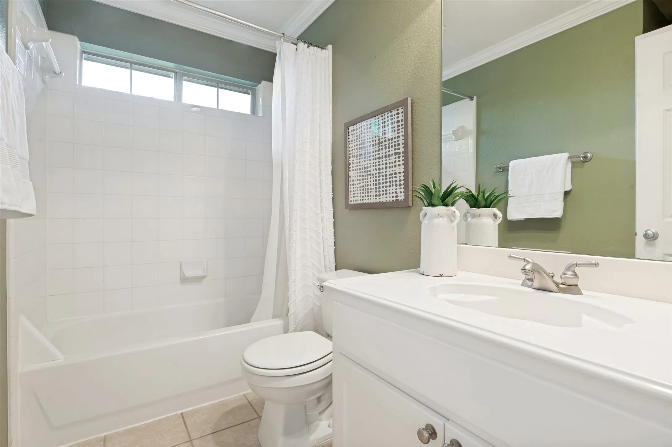 2nd upstairs bathroom