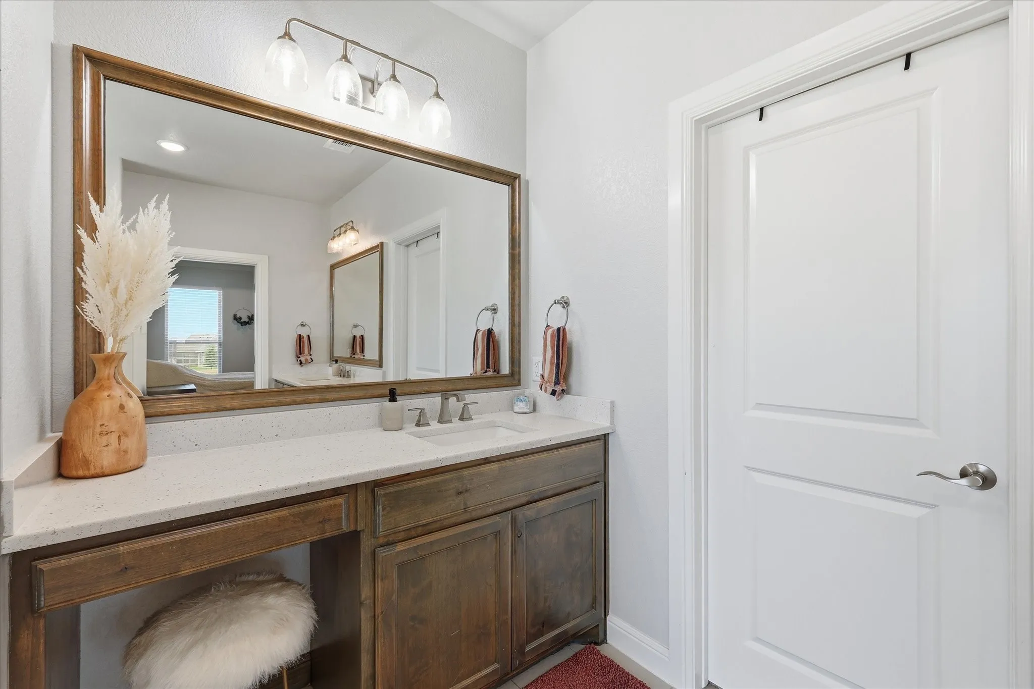 Single Family Residence For Sale in Parker County , 6929 Veal Station Road, Weatherford, Texas 76085, 4 Bedroom, 3 Bathroom, 3 Garage spaces, 2,328 Sqft, built in 2020, mls#21318410, Real Estate Agent in Weatherford, Homes For Sale in Parker county, Homes For Sale in Weatherford, Realtor in Weatherford Texas, Real Estate Brokerage Independent Realty Texas, Luminita Cordes Realtor
