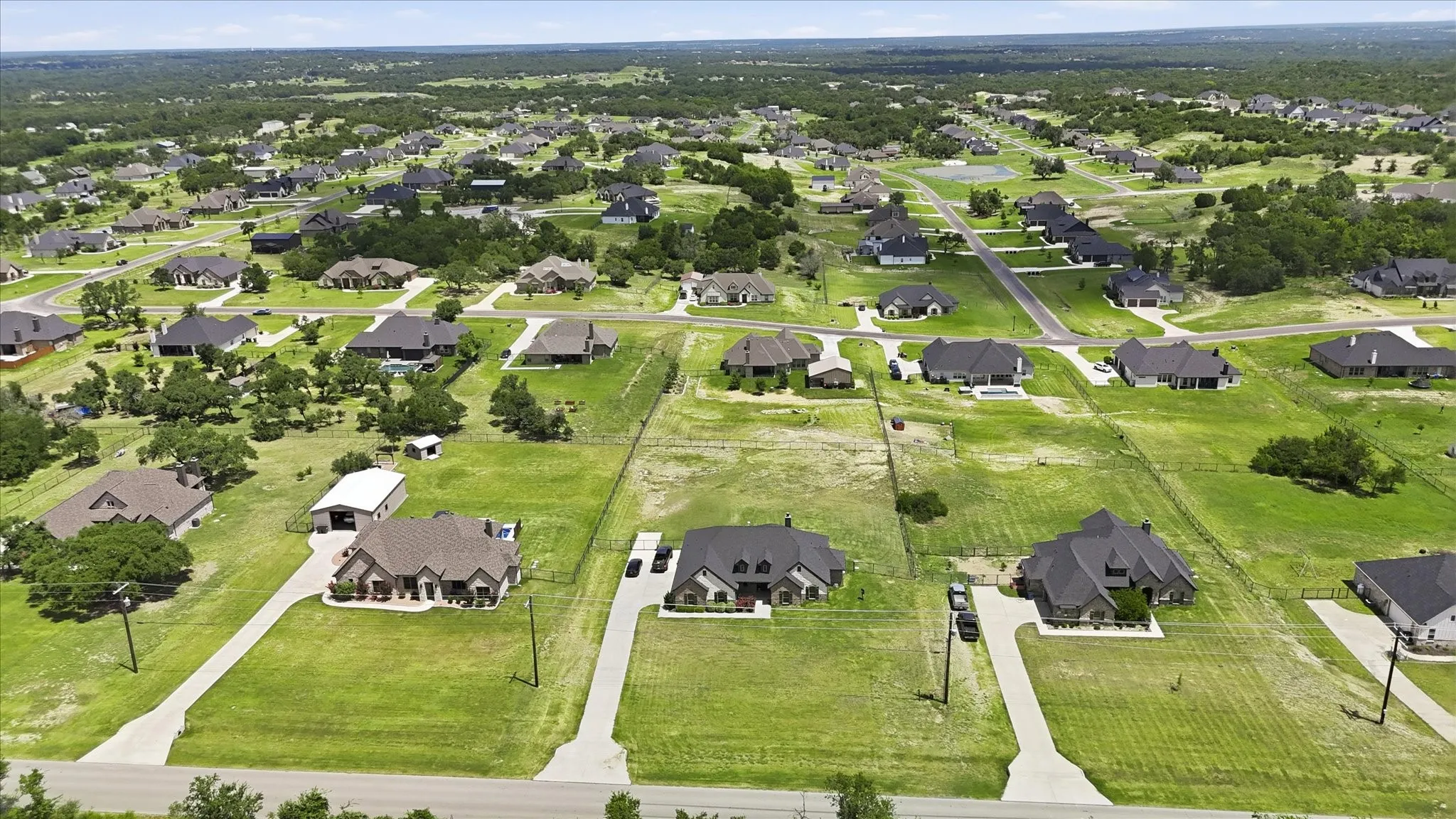 Single Family Residence For Sale in Parker County , 6929 Veal Station Road, Weatherford, Texas 76085, 4 Bedroom, 3 Bathroom, 3 Garage spaces, 2,328 Sqft, built in 2020, mls#21318410, Real Estate Agent in Weatherford, Homes For Sale in Parker county, Homes For Sale in Weatherford, Realtor in Weatherford Texas, Real Estate Brokerage Independent Realty Texas, Luminita Cordes Realtor