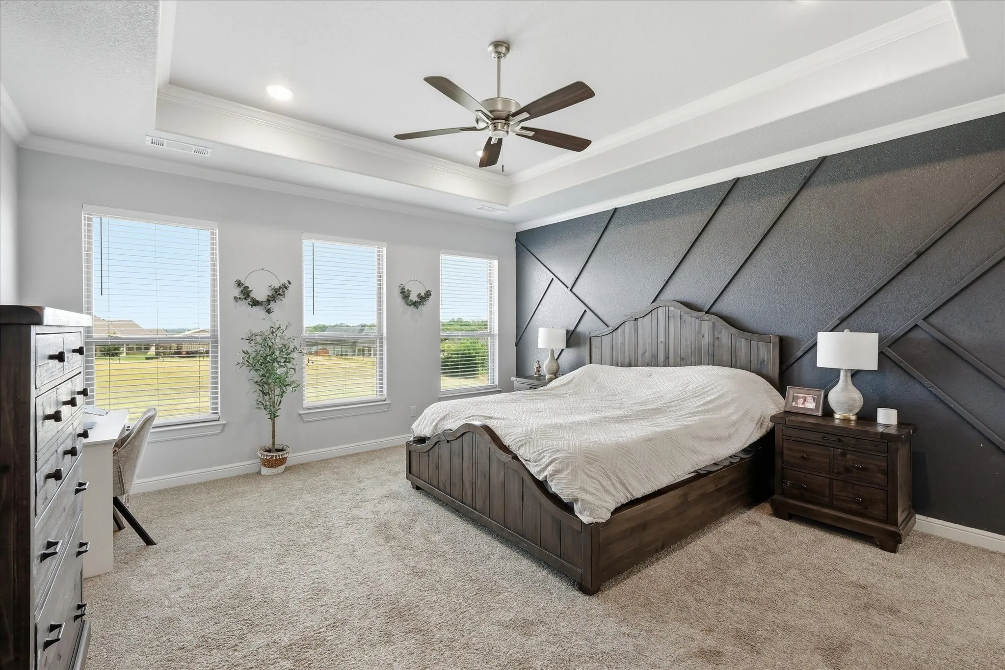 Single Family Residence For Sale in Parker County , 6929 Veal Station Road, Weatherford, Texas 76085, 4 Bedroom, 3 Bathroom, 3 Garage spaces, 2,328 Sqft, built in 2020, mls#21318410, Real Estate Agent in Weatherford, Homes For Sale in Parker county, Homes For Sale in Weatherford, Realtor in Weatherford Texas, Real Estate Brokerage Independent Realty Texas, Luminita Cordes Realtor