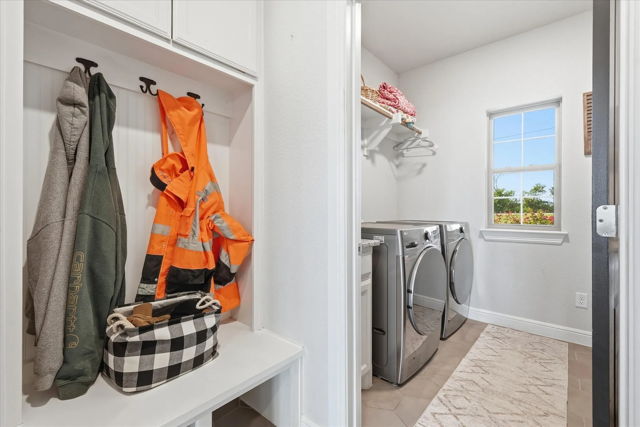 Single Family Residence For Sale in Parker County , 6929 Veal Station Road, Weatherford, Texas 76085, 4 Bedroom, 3 Bathroom, 3 Garage spaces, 2,328 Sqft, built in 2020, mls#21318410, Real Estate Agent in Weatherford, Homes For Sale in Parker county, Homes For Sale in Weatherford, Realtor in Weatherford Texas, Real Estate Brokerage Independent Realty Texas, Luminita Cordes Realtor