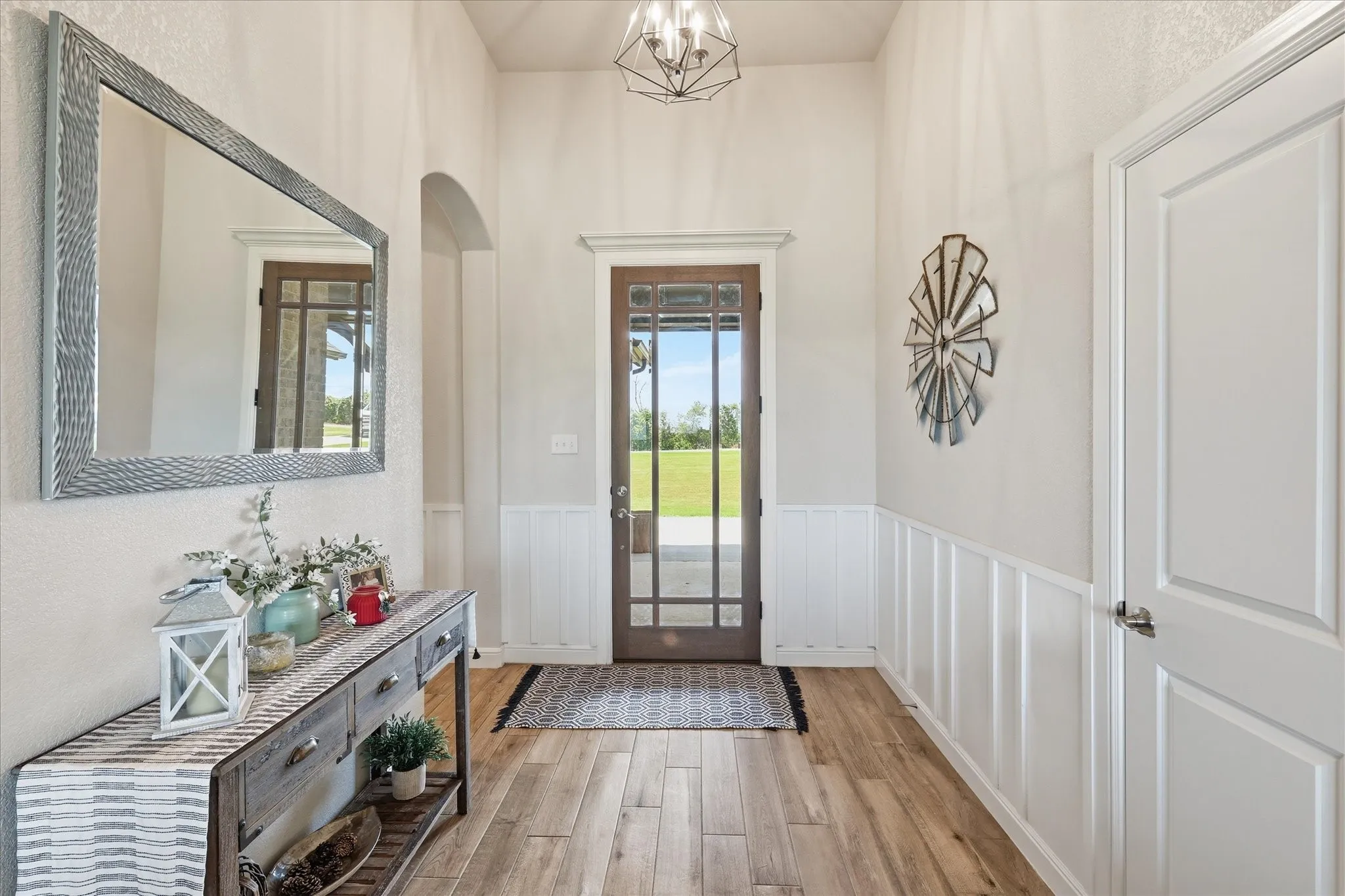 Single Family Residence For Sale in Parker County , 6929 Veal Station Road, Weatherford, Texas 76085, 4 Bedroom, 3 Bathroom, 3 Garage spaces, 2,328 Sqft, built in 2020, mls#21318410, Real Estate Agent in Weatherford, Homes For Sale in Parker county, Homes For Sale in Weatherford, Realtor in Weatherford Texas, Real Estate Brokerage Independent Realty Texas, Luminita Cordes Realtor
