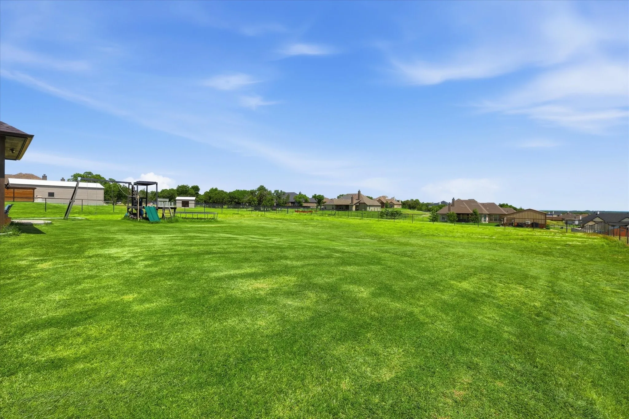 Single Family Residence For Sale in Parker County , 6929 Veal Station Road, Weatherford, Texas 76085, 4 Bedroom, 3 Bathroom, 3 Garage spaces, 2,328 Sqft, built in 2020, mls#21318410, Real Estate Agent in Weatherford, Homes For Sale in Parker county, Homes For Sale in Weatherford, Realtor in Weatherford Texas, Real Estate Brokerage Independent Realty Texas, Luminita Cordes Realtor