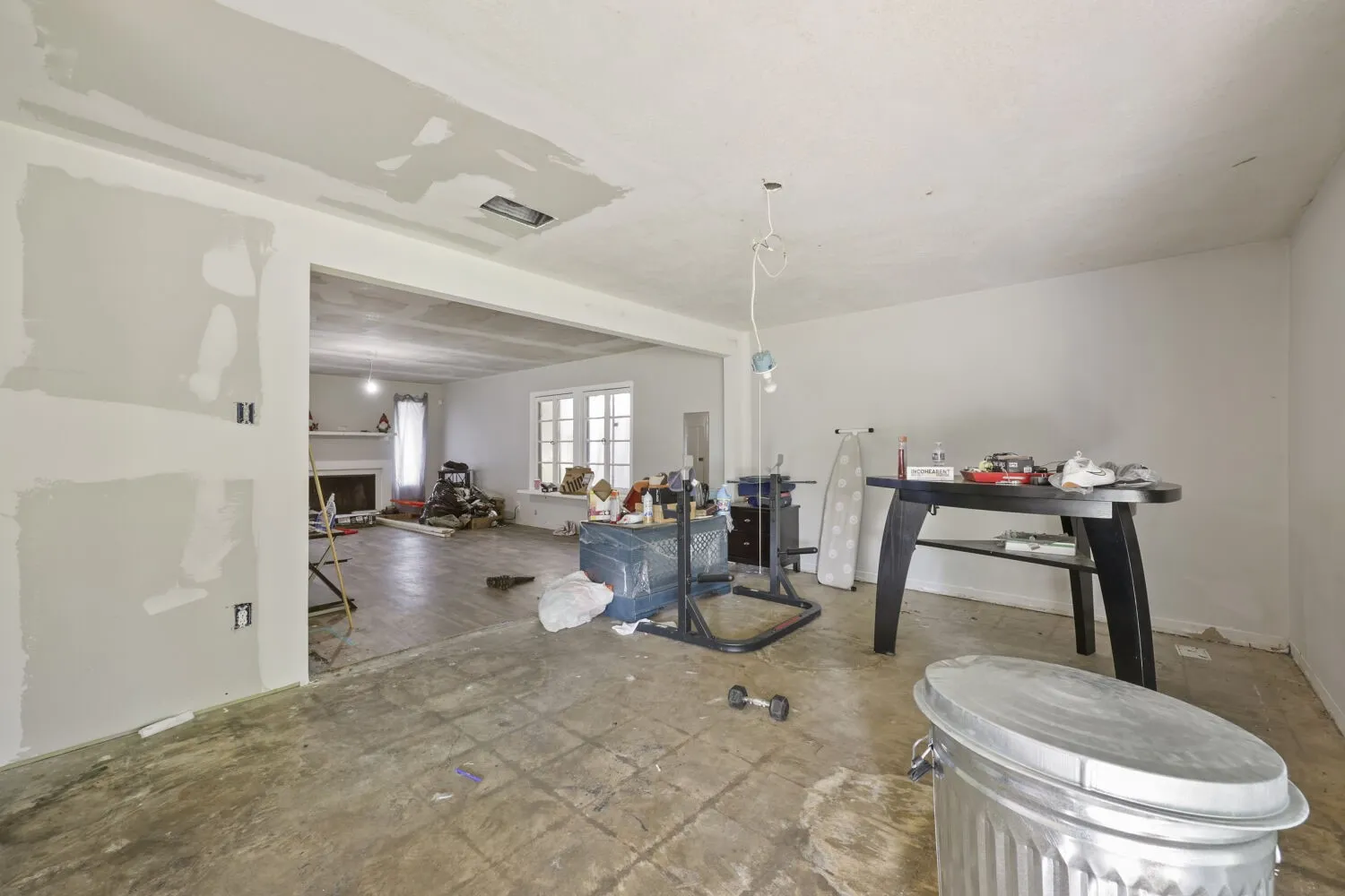 Single Family Residence For Sale in Dallas County , 1106 Cielo Vista Drive, Grand Prairie, Texas 75052, 3 Bedroom, 2 Bathroom, Garage spaces, 1,813 Sqft, built in 1972, mls#21317178, Real Estate Agent in Grand Prairie, Homes For Sale in Dallas county, Homes For Sale in Grand Prairie, Realtor in Grand Prairie Texas, Real Estate Brokerage Independent Realty Texas, Luminita Cordes Realtor
