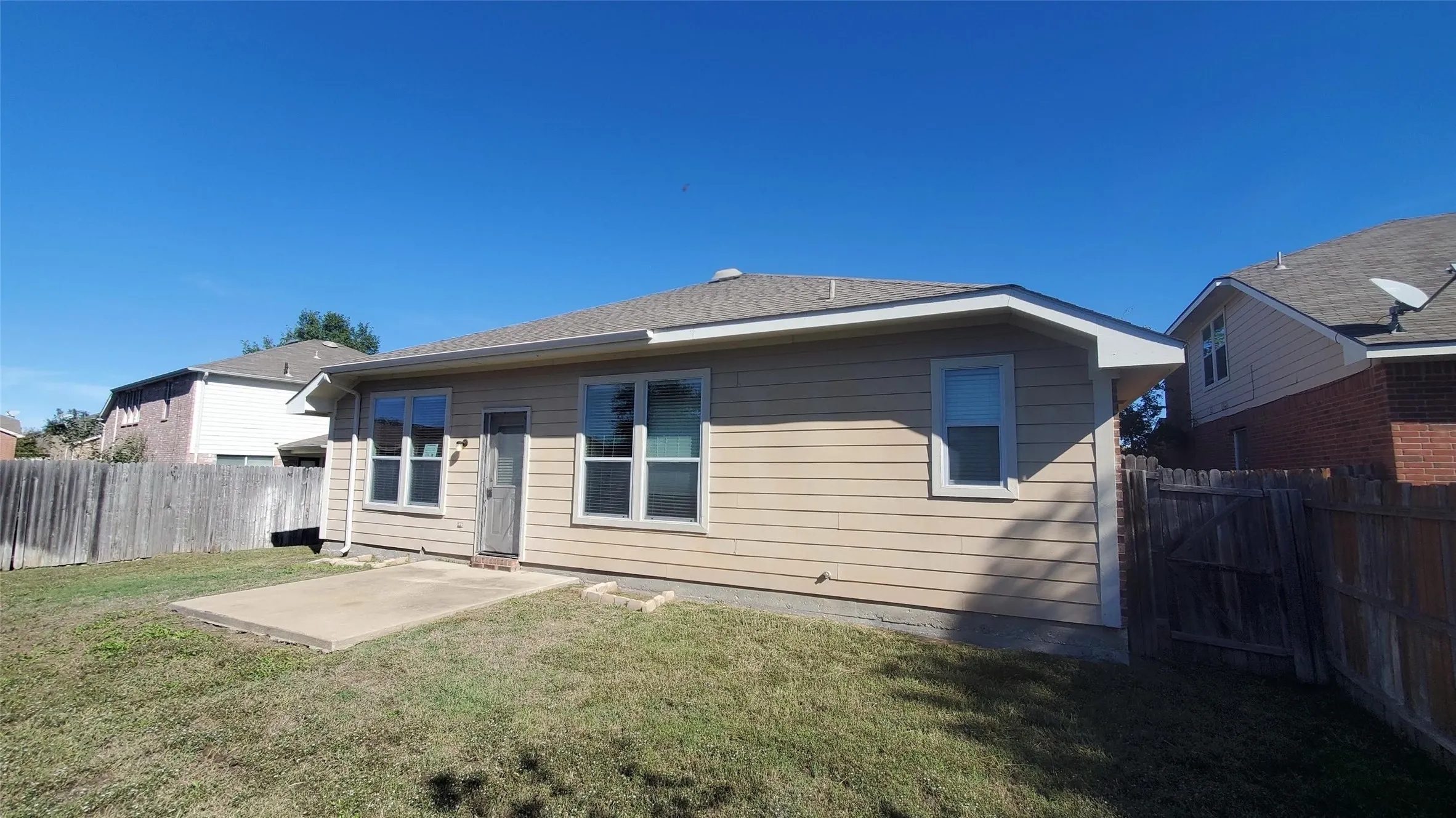 Single Family Residence For Rent in Kaufman County , 1019 Rumley Road, Forney, Texas 75126, 3 Bedroom, 2 Bathroom, 2 Garage spaces, 1,974 Sqft, built in 2005, mls#21323895, Real Estate Agent in Forney, Homes For Rent in Kaufman county, Homes For Rent in Forney, Realtor in Forney Texas, Real Estate Brokerage Independent Realty Texas, Luminita Cordes Realtor