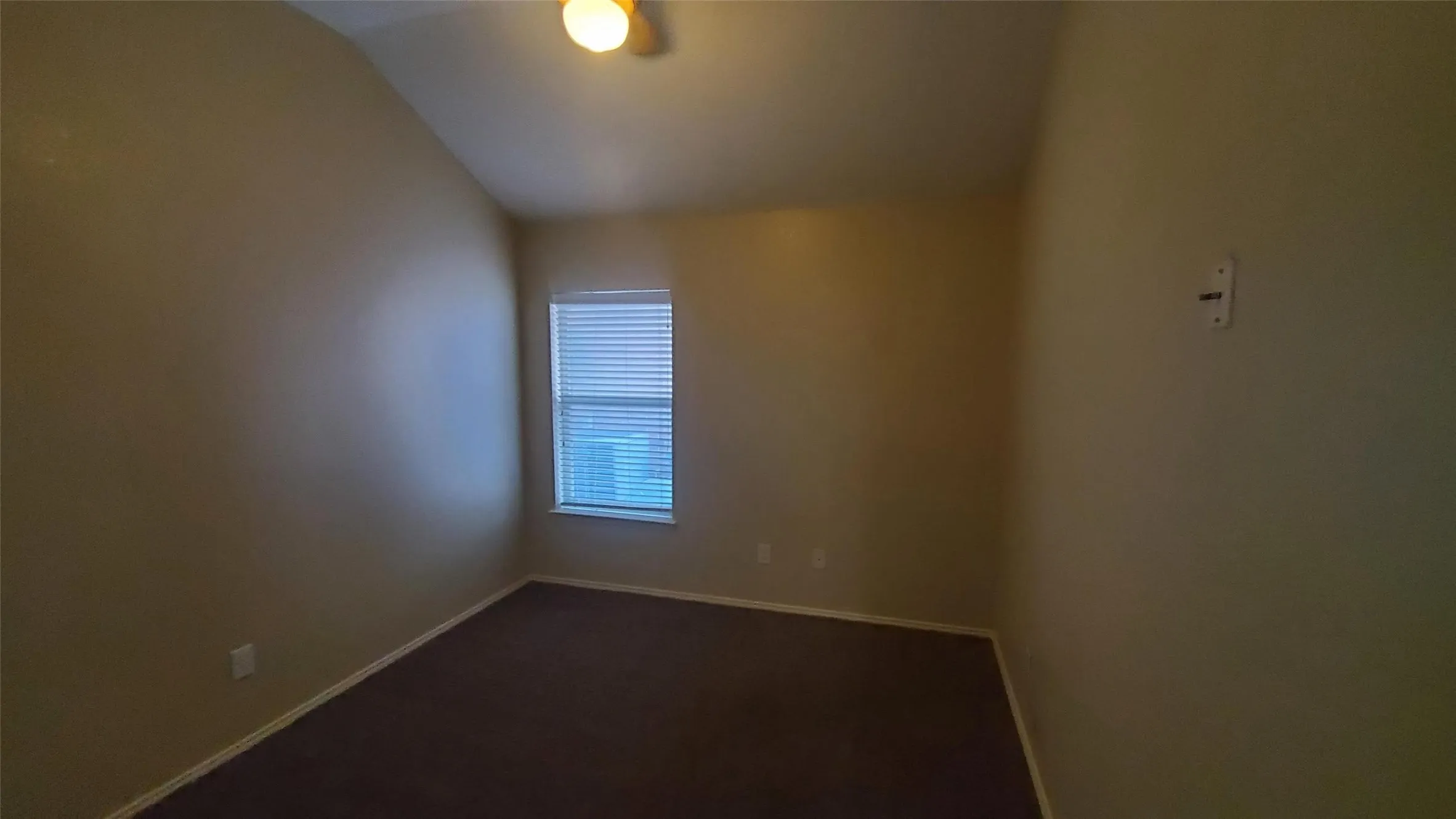 Single Family Residence For Rent in Kaufman County , 1019 Rumley Road, Forney, Texas 75126, 3 Bedroom, 2 Bathroom, 2 Garage spaces, 1,974 Sqft, built in 2005, mls#21323895, Real Estate Agent in Forney, Homes For Rent in Kaufman county, Homes For Rent in Forney, Realtor in Forney Texas, Real Estate Brokerage Independent Realty Texas, Luminita Cordes Realtor