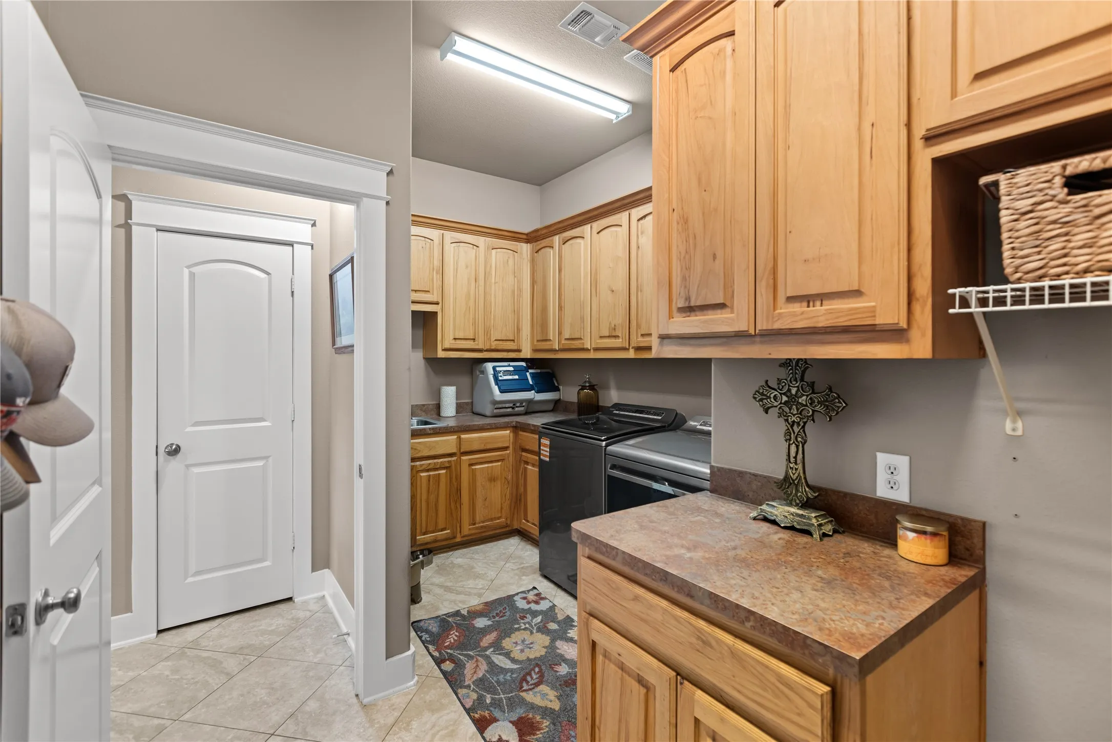 Single Family Residence For Sale in Grayson County , 633 Durning Road, Van Alstyne, Texas 75495, 4 Bedroom, 3 Bathroom, 3 Garage spaces, 3,230 Sqft, built in 2003, mls#21323807, Real Estate Agent in Van Alstyne, Homes For Sale in Grayson county, Homes For Sale in Van Alstyne, Realtor in Van Alstyne Texas, Real Estate Brokerage Independent Realty Texas, Luminita Cordes Realtor