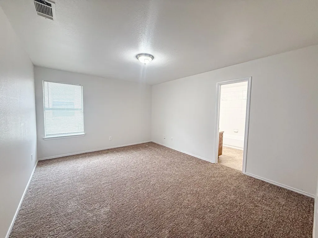 Single Family Residence For Rent in Dallas County , 3129 Appaloosa Drive, Dallas, Texas 75237, 4 Bedroom, 2 Bathroom, 2 Garage spaces, 1,528 Sqft, built in 2010, mls#21323908, Real Estate Agent in Dallas, Homes For Rent in Dallas county, Homes For Rent in Dallas, Realtor in Dallas Texas, Real Estate Brokerage Independent Realty Texas, Luminita Cordes Realtor