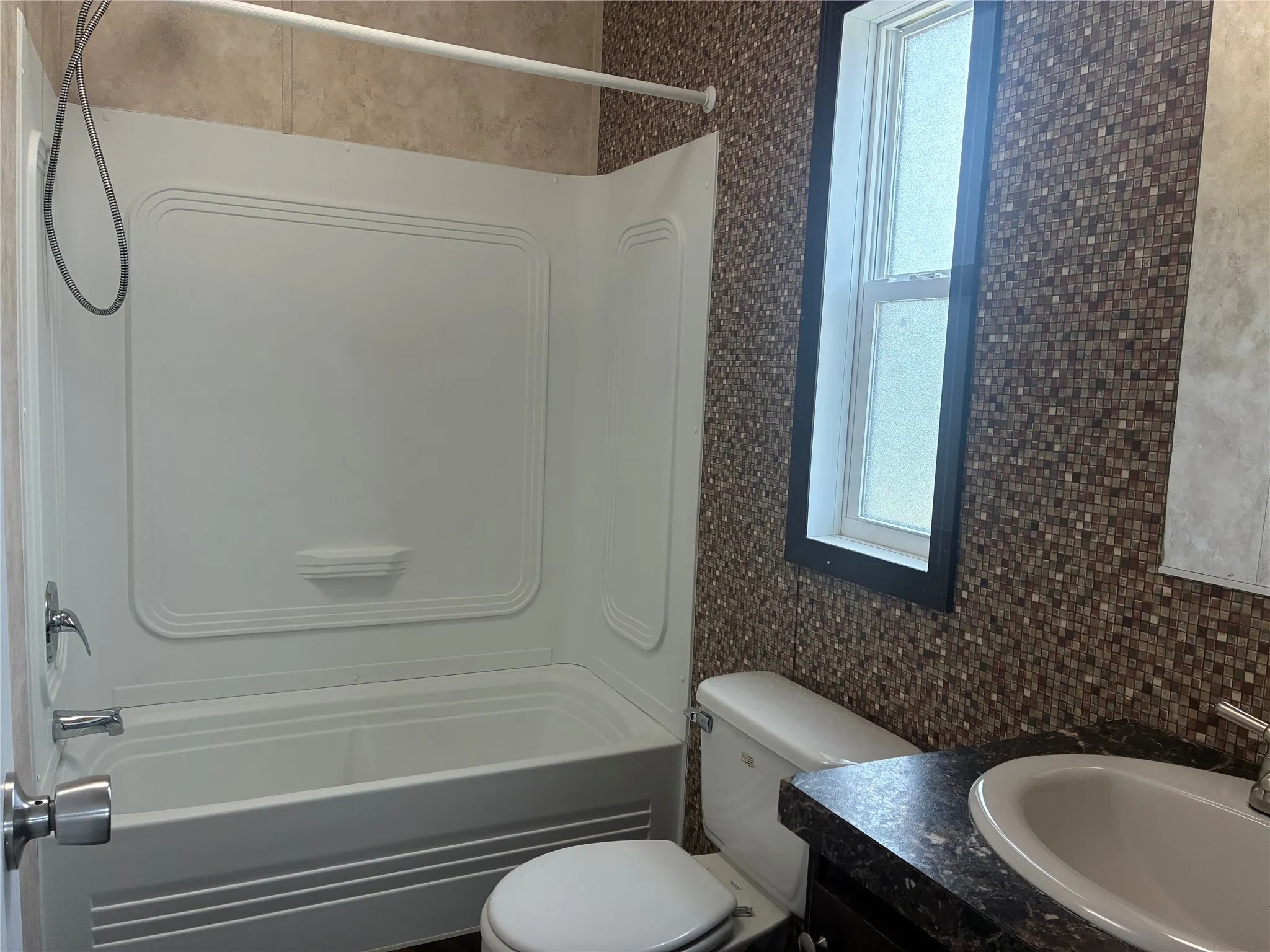 Manufactured Home For Sale in Lampasas County , 389 County Road 1281, Lampasas, Texas 76550, 4 Bedroom, 3 Bathroom, Garage spaces, 2,176 Sqft, built in 2016, mls#21323713, Real Estate Agent in Lampasas, Homes For Sale in Lampasas county, Homes For Sale in Lampasas, Realtor in Lampasas Texas, Real Estate Brokerage Independent Realty Texas, Luminita Cordes Realtor
