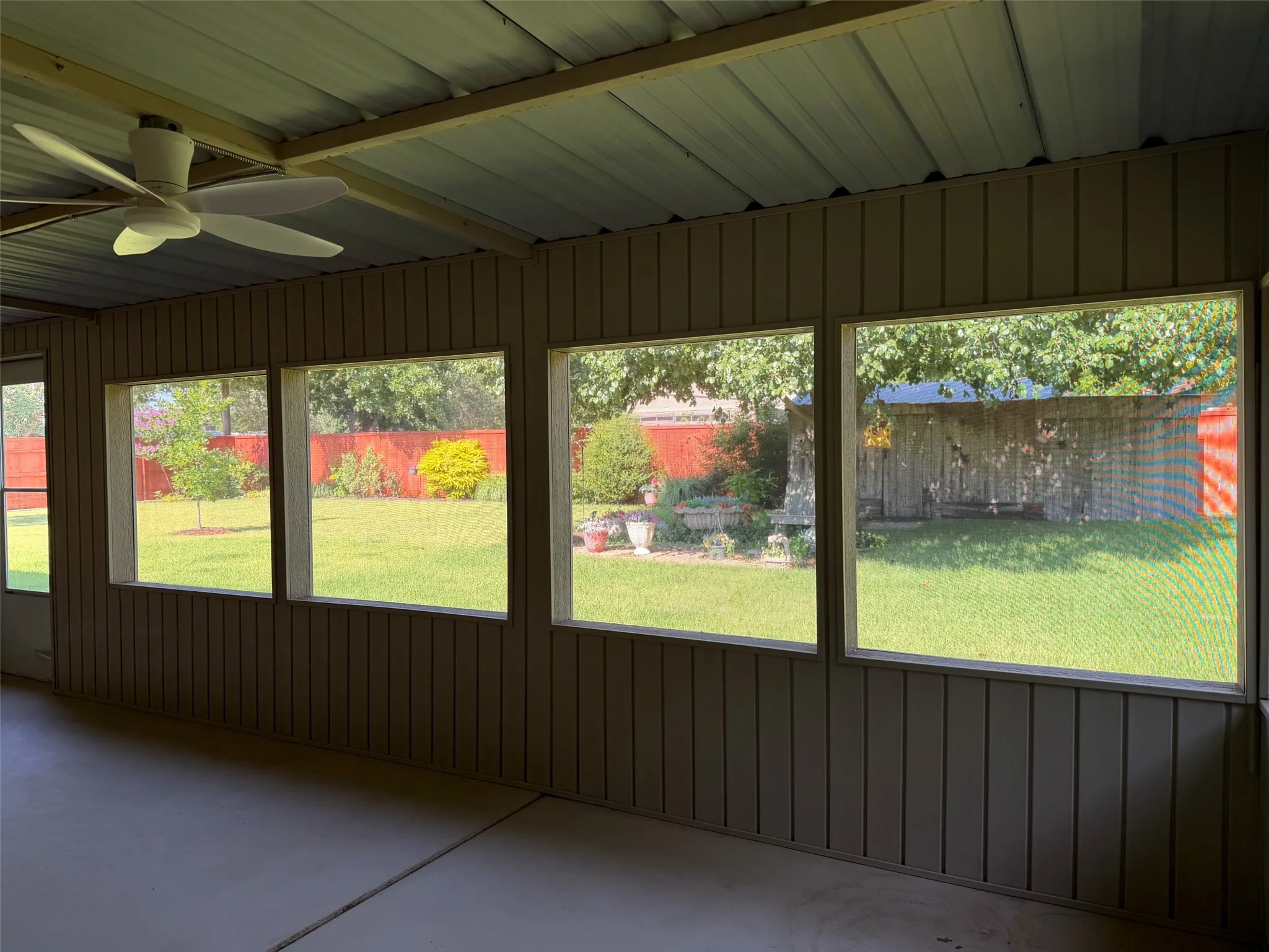 Single Family Residence For Sale in Young County , 1016 Cliff Drive, Graham, Texas 76450, 3 Bedroom, 2 Bathroom, Garage spaces, 2,135 Sqft, built in 1985, mls#21323820, Real Estate Agent in Graham, Homes For Sale in Young county, Homes For Sale in Graham, Realtor in Graham Texas, Real Estate Brokerage Independent Realty Texas, Luminita Cordes Realtor