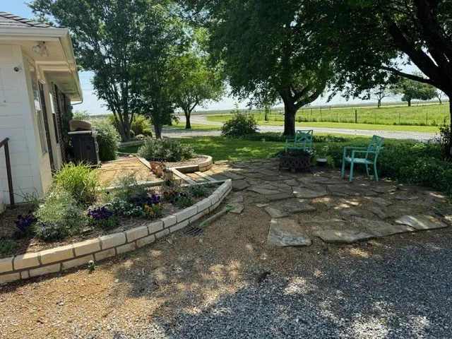 Single Family Residence For Sale in Grayson County , 1273 Wall St Road, Gunter, Texas 75058, 3 Bedroom, 2 Bathroom, 2 Garage spaces, 2,179 Sqft, built in 1998, Price $1,250,000, mls#21323265, Real Estate Agent in Gunter, Homes For Sale in Grayson county, Homes For Sale in Gunter, Realtor in Gunter Texas, Real Estate Brokerage Independent Realty Texas, Luminita Cordes Realtor