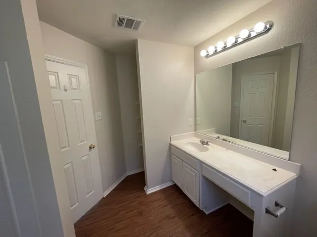 Single Family Residence For Rent in Tarrant County , 11725 Cottontail Drive, Fort Worth, Texas 76244, 4 Bedroom, 3 Bathroom, 2 Garage spaces, 2,012 Sqft, built in 2003, mls#21323965, Real Estate Agent in Fort Worth, Homes For Rent in Tarrant county, Homes For Rent in Fort Worth, Realtor in Fort Worth Texas, Real Estate Brokerage Independent Realty Texas, Luminita Cordes Realtor