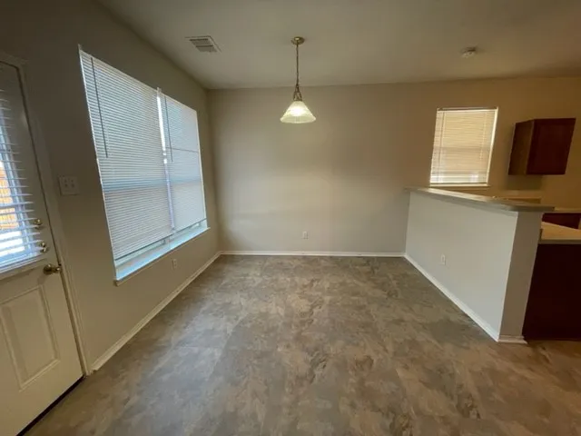 Single Family Residence For Rent in Tarrant County , 11725 Cottontail Drive, Fort Worth, Texas 76244, 4 Bedroom, 3 Bathroom, 2 Garage spaces, 2,012 Sqft, built in 2003, mls#21323965, Real Estate Agent in Fort Worth, Homes For Rent in Tarrant county, Homes For Rent in Fort Worth, Realtor in Fort Worth Texas, Real Estate Brokerage Independent Realty Texas, Luminita Cordes Realtor