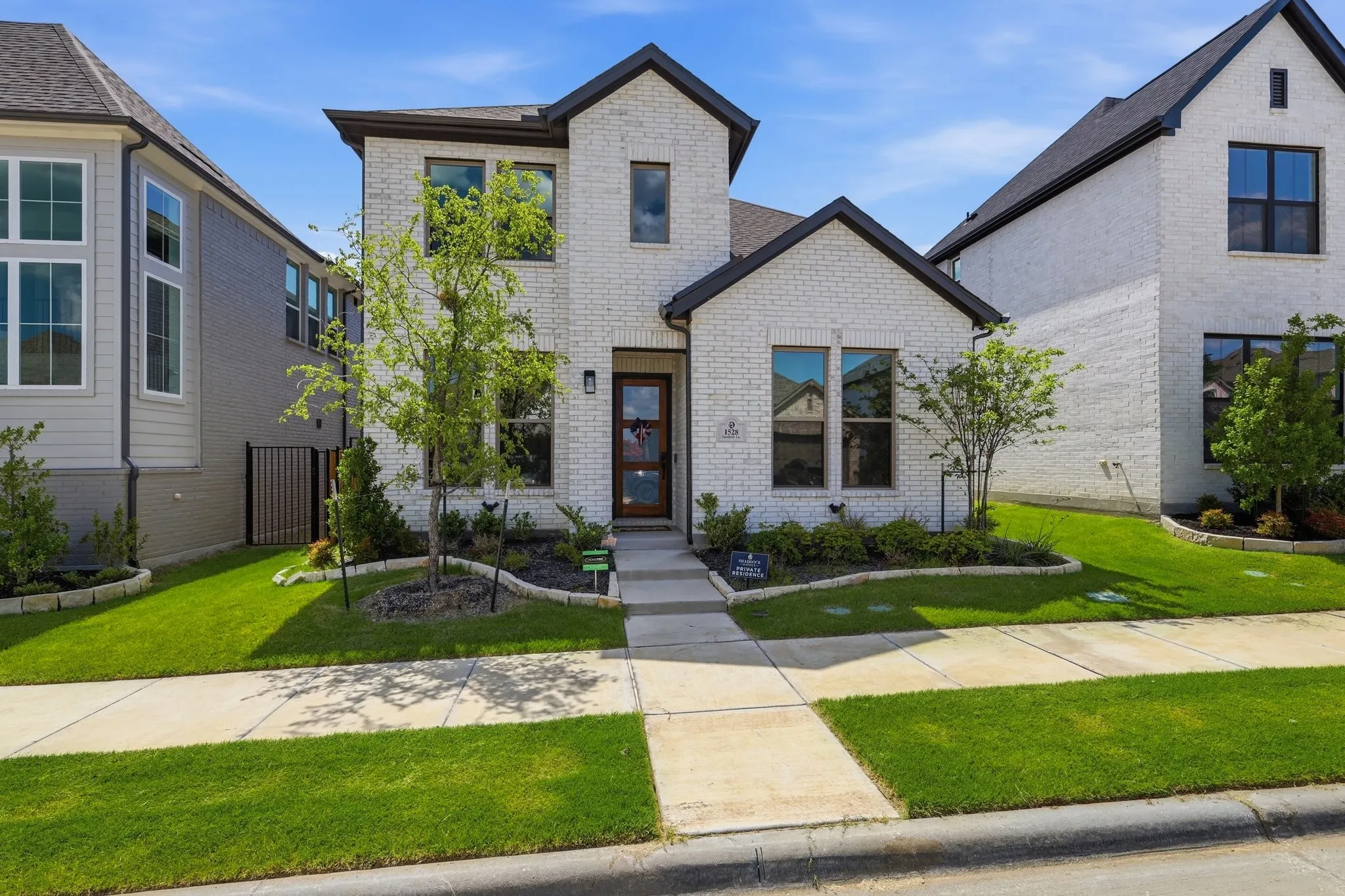 Single Family Residence For Rent in Collin County , 1528 Sandhill Lane, Celina, Texas 75009, 5 Bedroom, 4 Bathroom, 2 Garage spaces, 3,032 Sqft, built in 2024, mls#21323759, Real Estate Agent in Celina, Homes For Rent in Collin county, Homes For Rent in Celina, Realtor in Celina Texas, Real Estate Brokerage Independent Realty Texas, Luminita Cordes Realtor
