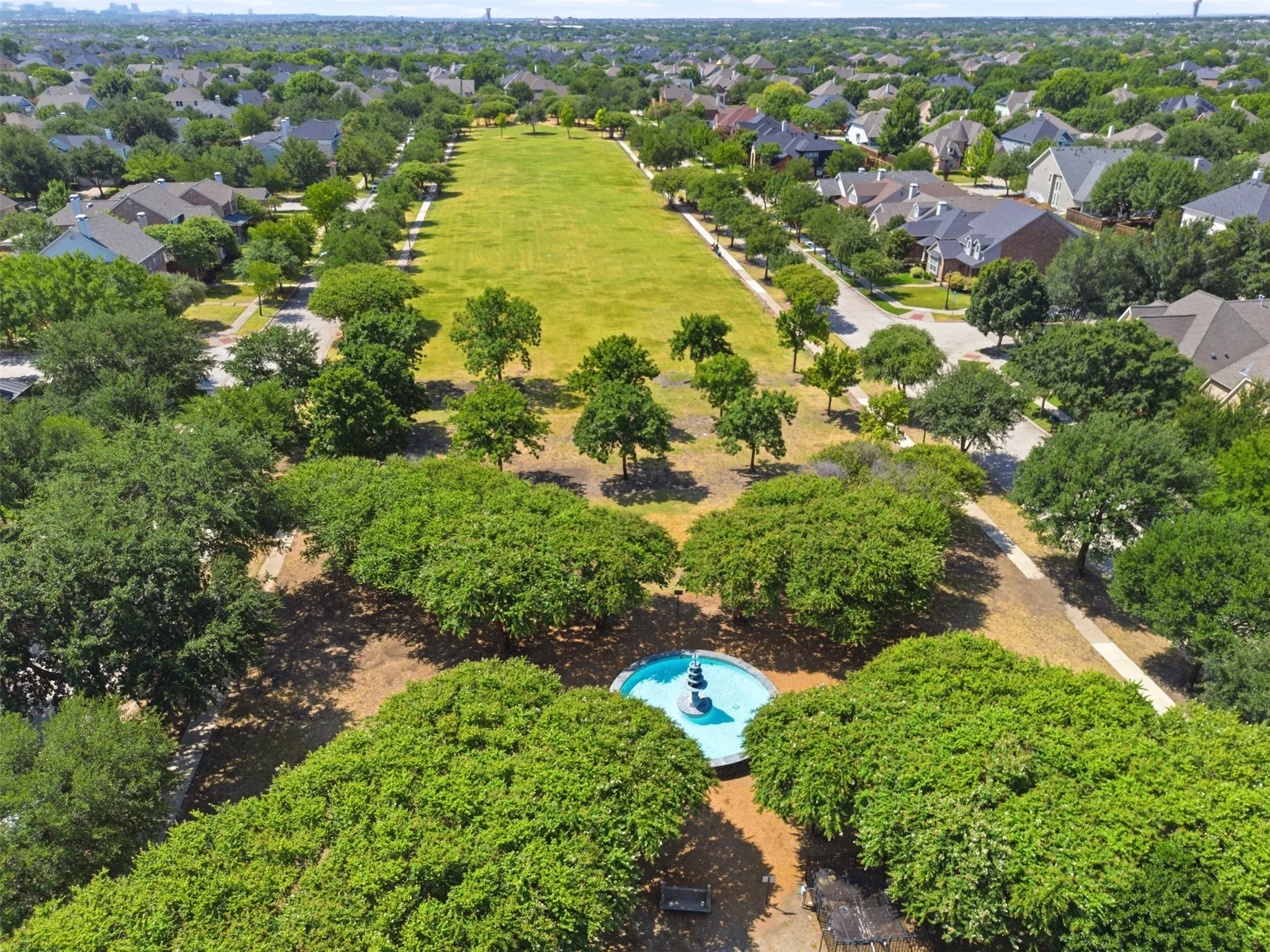 Single Family Residence For Rent in Denton County , 3403 Oakleigh Lane, Frisco, Texas 75033, 5 Bedroom, 4 Bathroom, 2 Garage spaces, 2,980 Sqft, built in 2005, mls#21323972, Real Estate Agent in Frisco, Homes For Rent in Denton county, Homes For Rent in Frisco, Realtor in Frisco Texas, Real Estate Brokerage Independent Realty Texas, Luminita Cordes Realtor