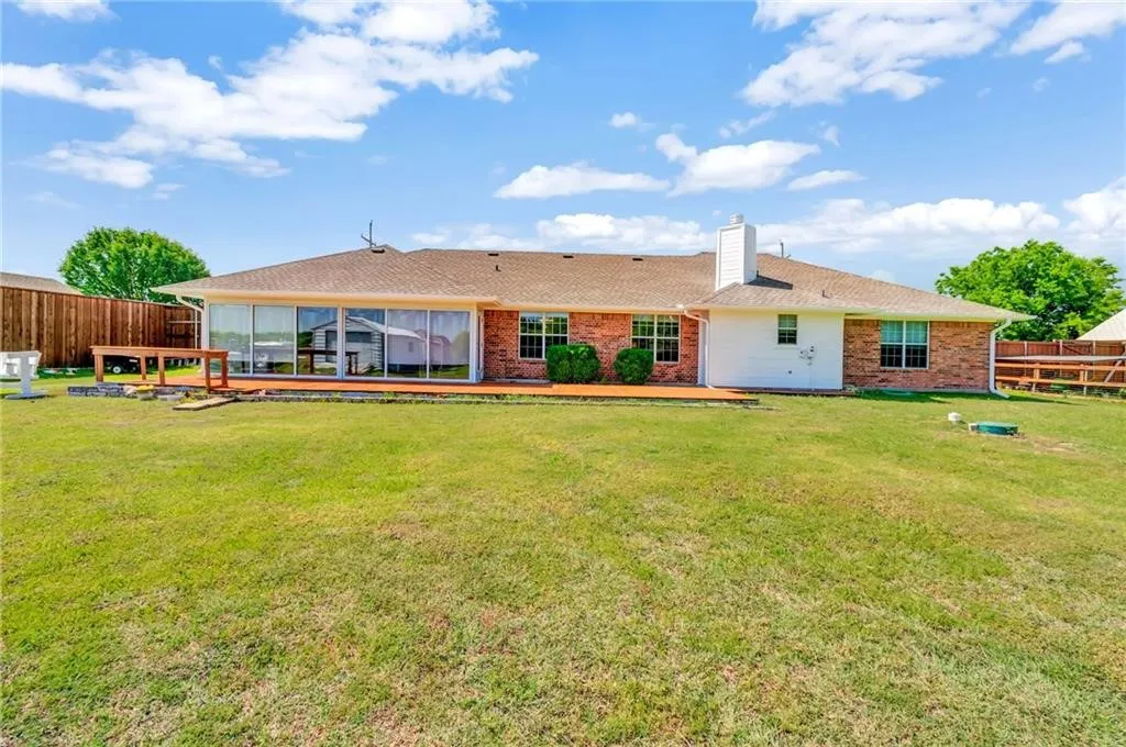 Single Family Residence For Rent in Collin County , 1528 Monte Carlo Boulevard, Princeton, Texas 75407, 3 Bedroom, 3 Bathroom, 2 Garage spaces, 1,660 Sqft, built in 2004, mls#21323996, Real Estate Agent in Princeton, Homes For Rent in Collin county, Homes For Rent in Princeton, Realtor in Princeton Texas, Real Estate Brokerage Independent Realty Texas, Luminita Cordes Realtor
