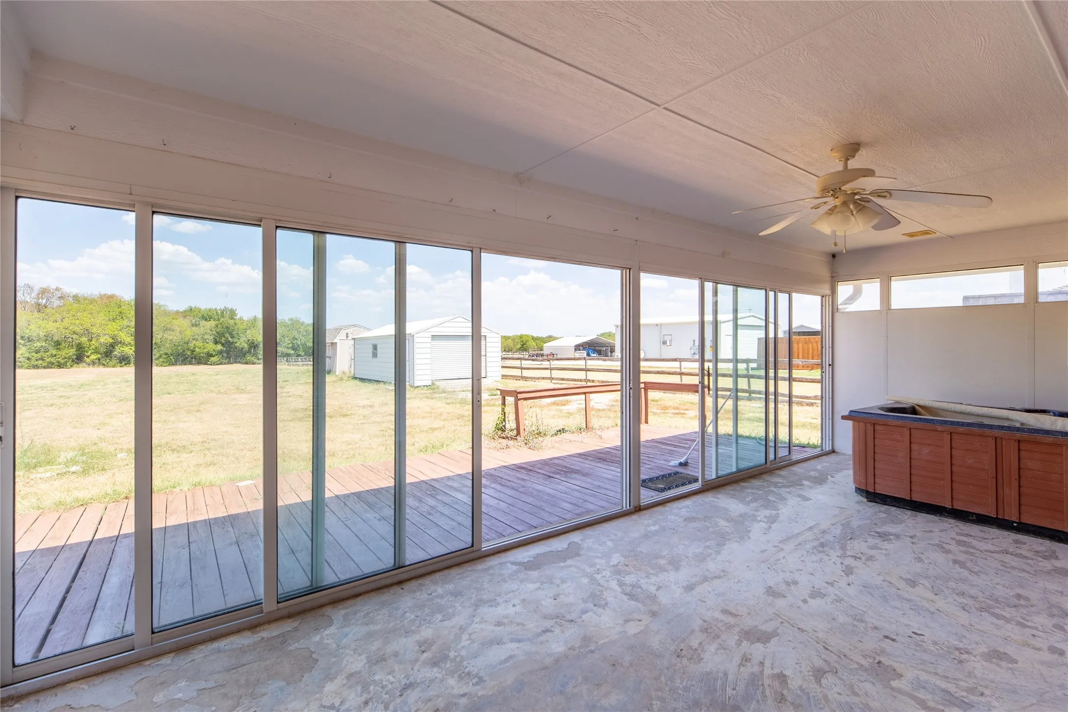 Single Family Residence For Rent in Collin County , 1528 Monte Carlo Boulevard, Princeton, Texas 75407, 3 Bedroom, 3 Bathroom, 2 Garage spaces, 1,660 Sqft, built in 2004, mls#21323996, Real Estate Agent in Princeton, Homes For Rent in Collin county, Homes For Rent in Princeton, Realtor in Princeton Texas, Real Estate Brokerage Independent Realty Texas, Luminita Cordes Realtor