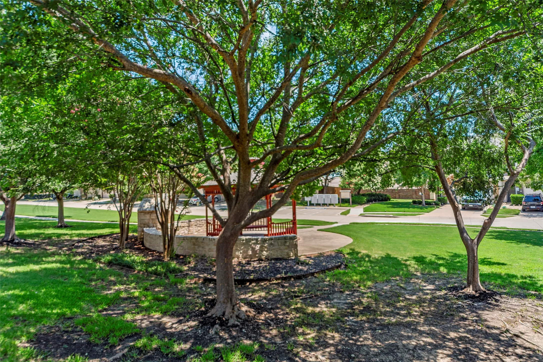 Townhouse For Sale in Collin County , 7916 Hannah Street, Plano, Texas 75025, 3 Bedroom, 3 Bathroom, 2 Garage spaces, 1,602 Sqft, built in 2007, mls#21323971, Real Estate Agent in Plano, Homes For Sale in Collin county, Homes For Sale in Plano, Realtor in Plano Texas, Real Estate Brokerage Independent Realty Texas, Luminita Cordes Realtor