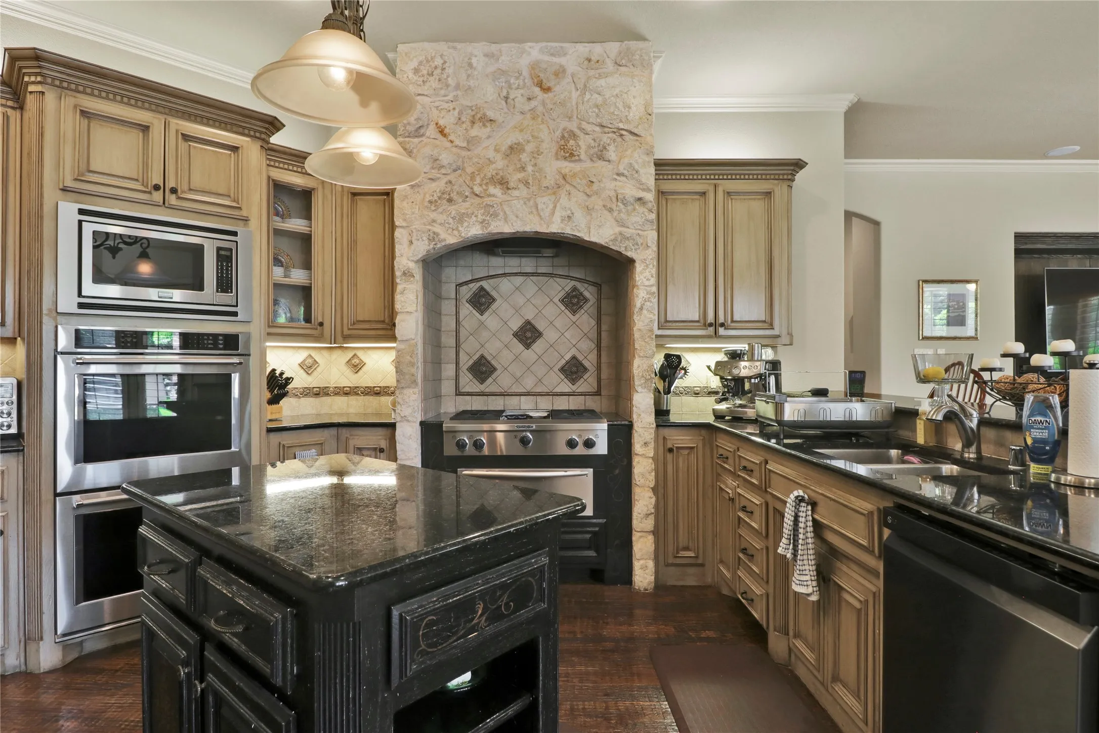 Gas cooktop.